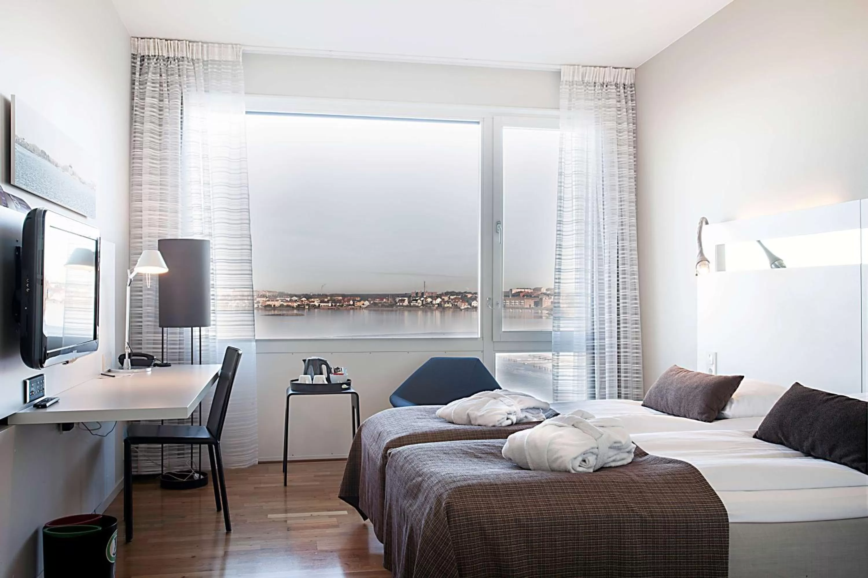 Superior Twin Room with Sea View in Scandic Karlskrona