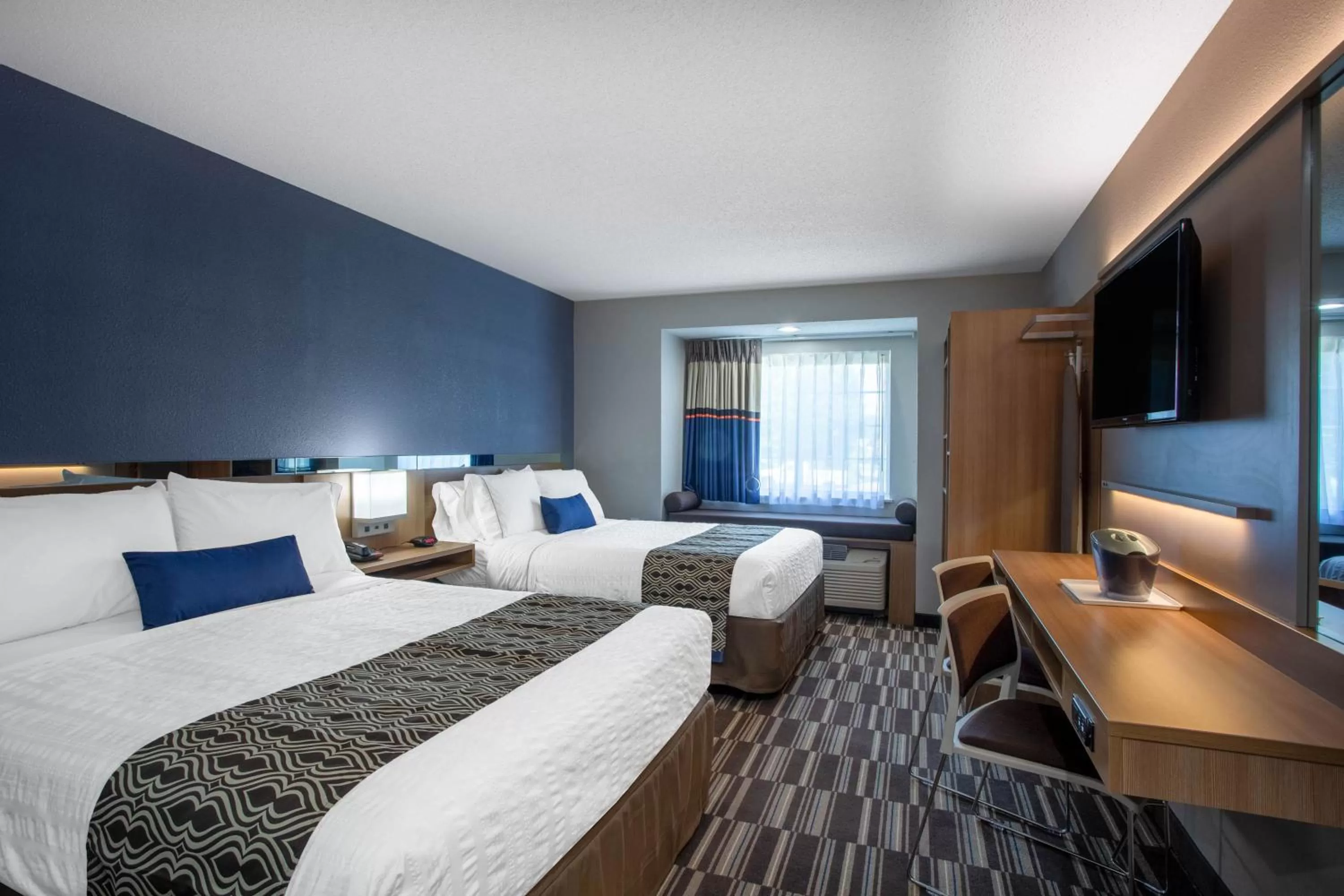 Queen Room with Two Queen Beds - Mobility Access/Non-Smoking in Microtel Inn & Suites by Wyndham Burlington