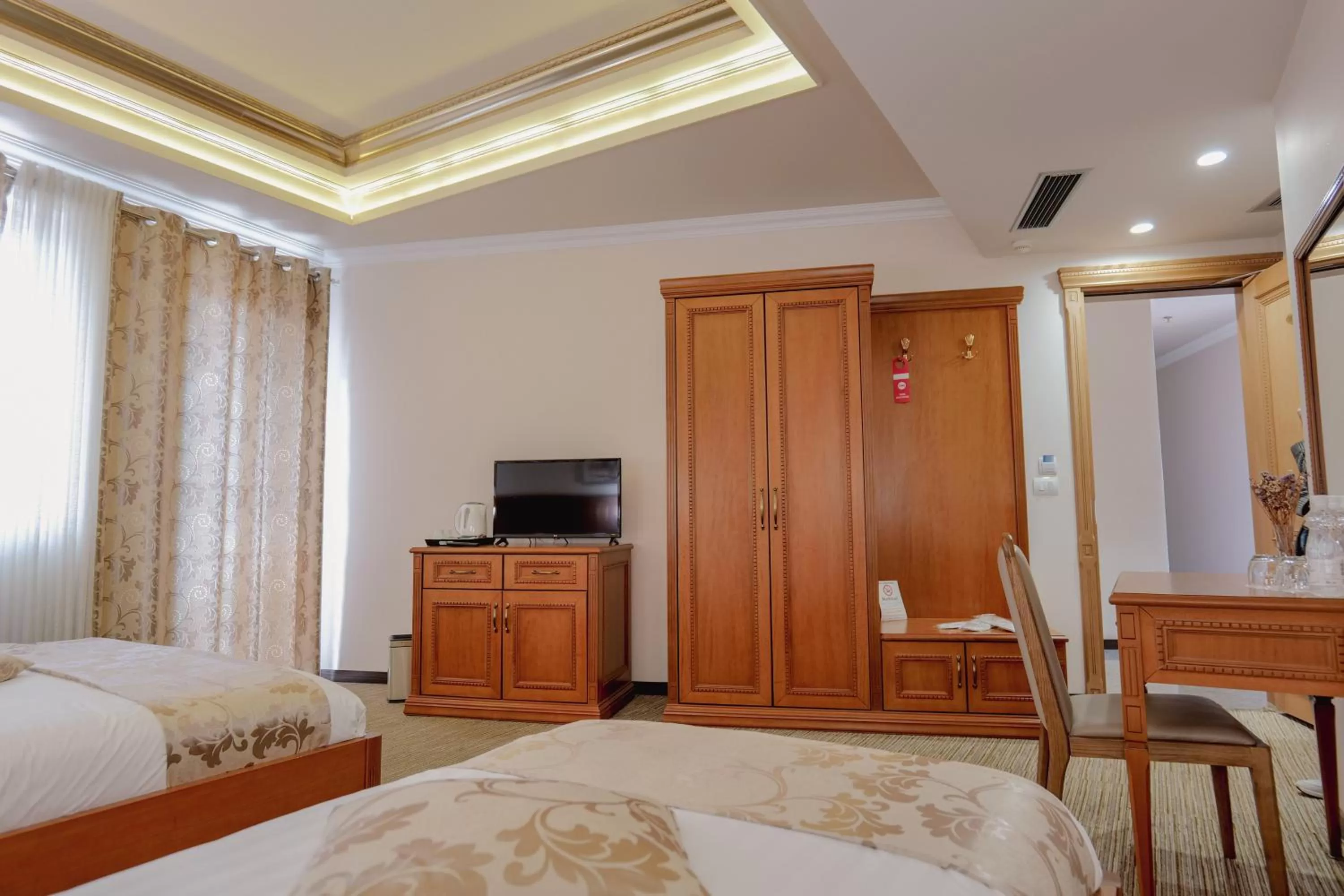 Deluxe Family Room in Hotel Boka