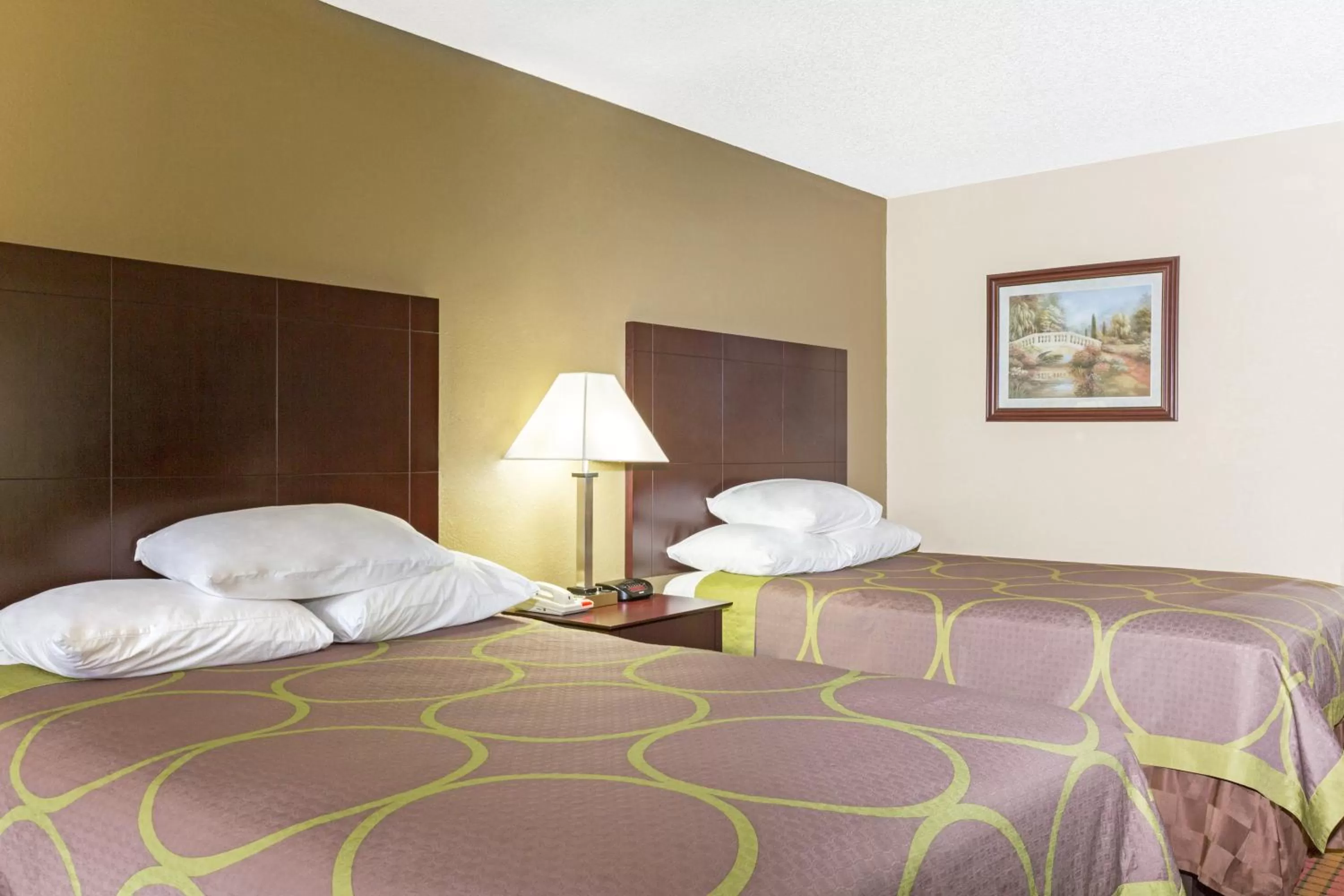 Double Room with Two Double Beds - Smoking in Super 8 by Wyndham Ruston