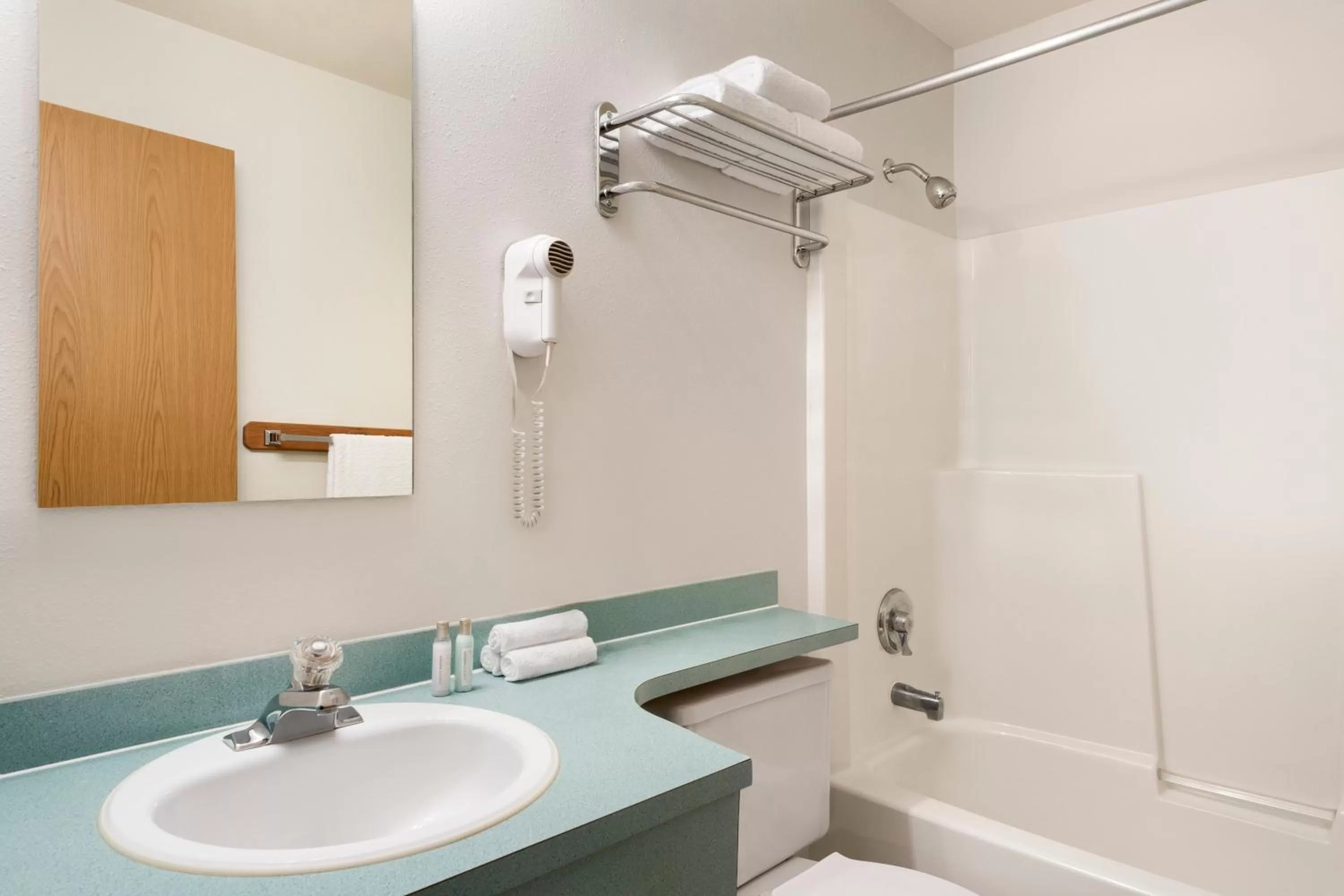 Two-Bedroom Suite - Non-Smoking in Travelodge by Wyndham McBride