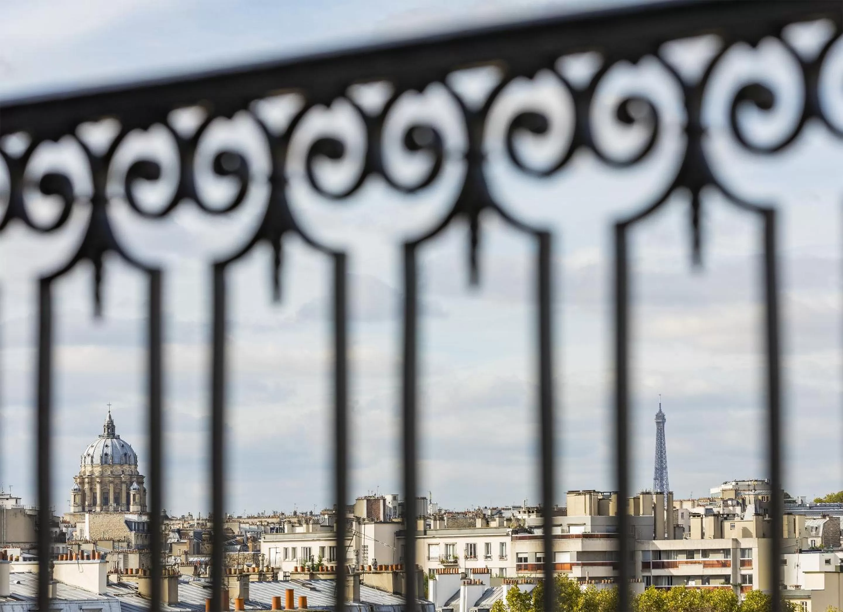 Classic Queen Room with Spa Access - View/Non-Smoking in Best Western Plus La Demeure