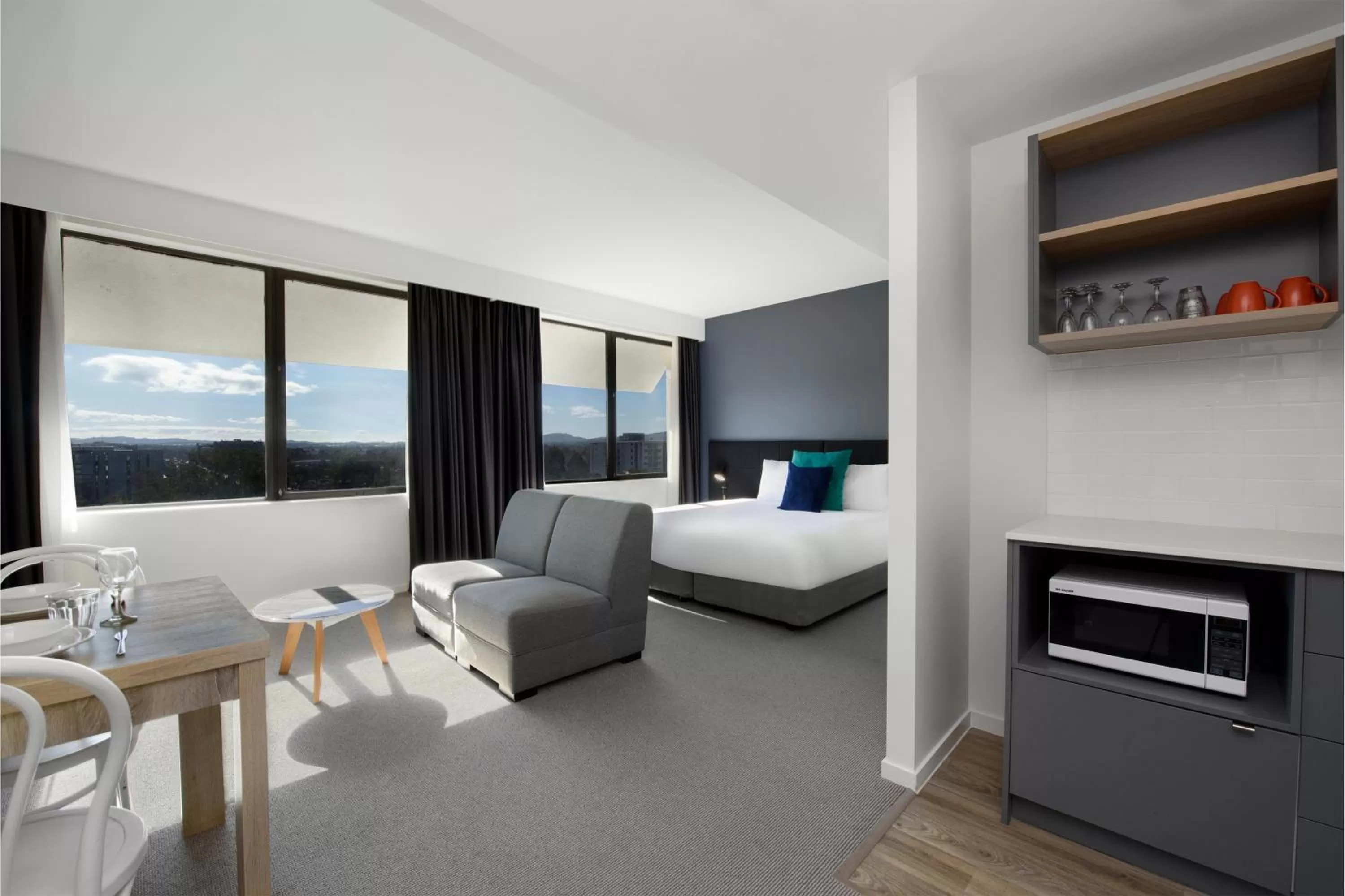 Deluxe Two-Bedroom Suite in Mantra MacArthur Hotel