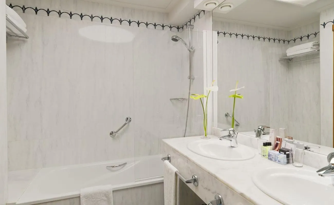 Double Room (1 Adult) in H10 Playa Meloneras Horizons Collection