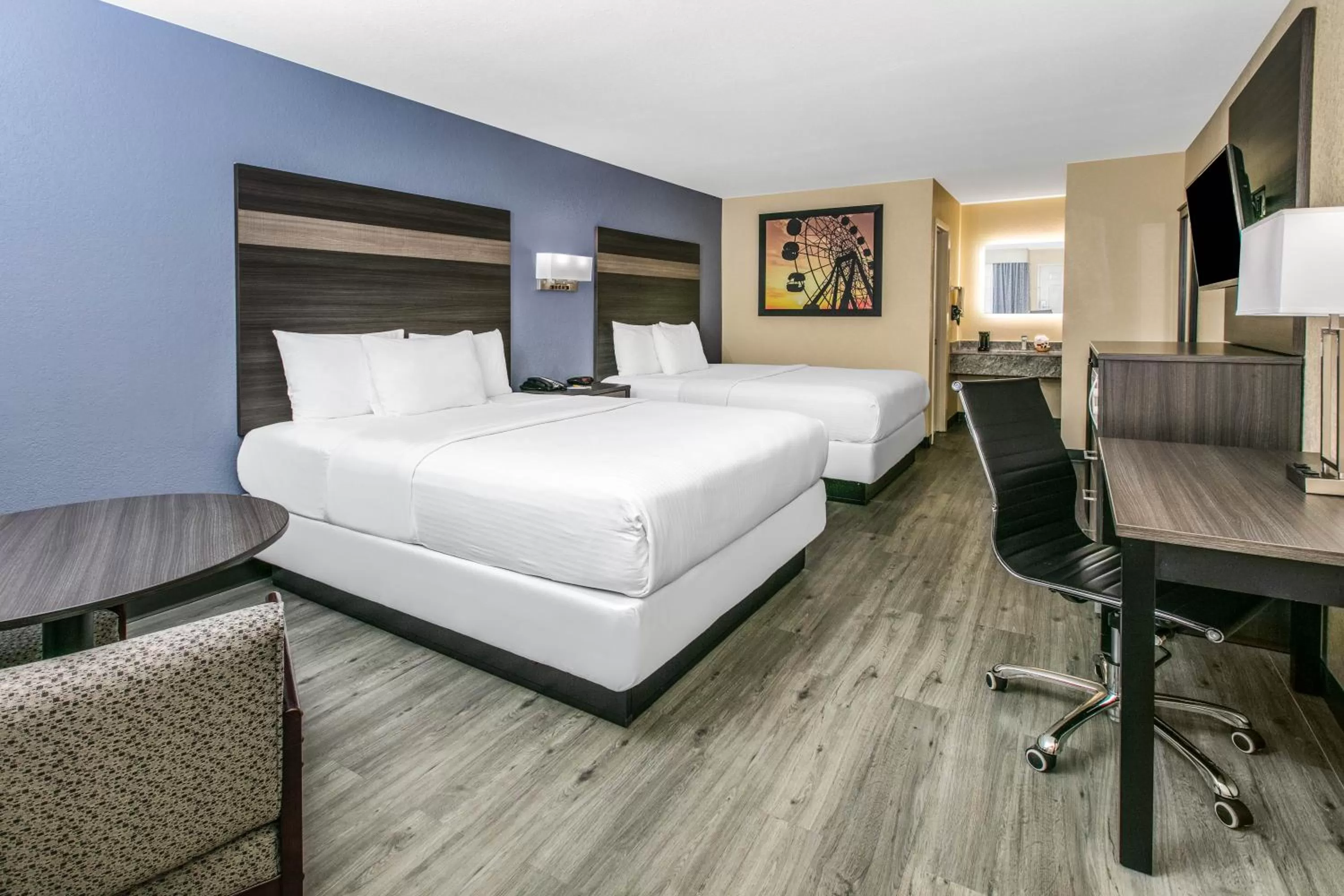 Queen Room with Two Queen Beds - Smoking in Days Inn by Wyndham Waco Near Downtown University
