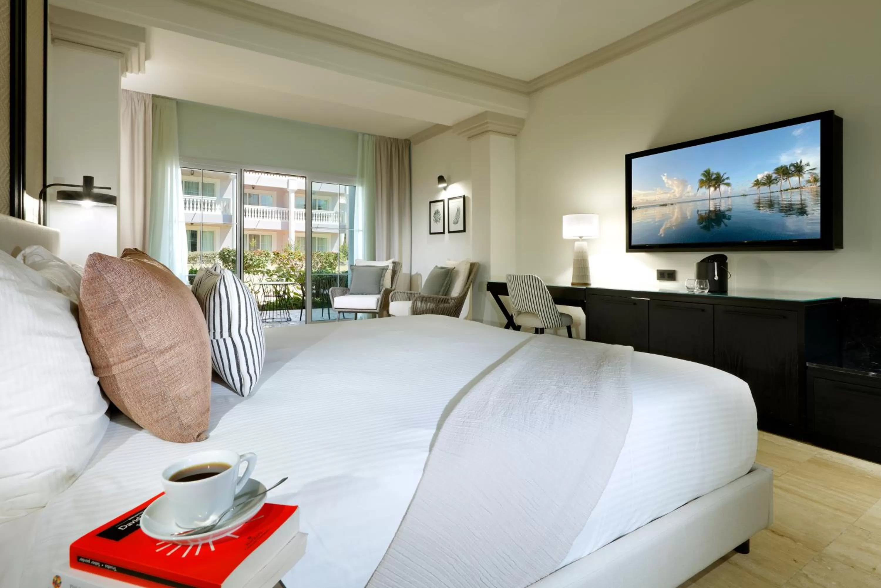 Junior Suite Garden View in Grand Palladium Jamaica Resort & Spa All Inclusive