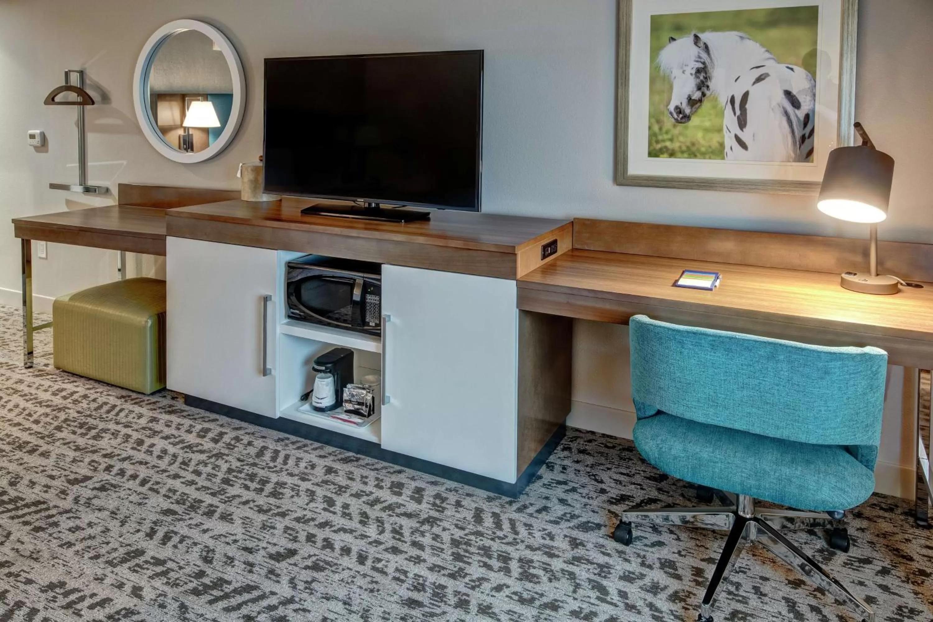 King Room with Sofa Bed - Non-Smoking in Hampton Inn & Suites Nashville/Goodlettsville Tennessee