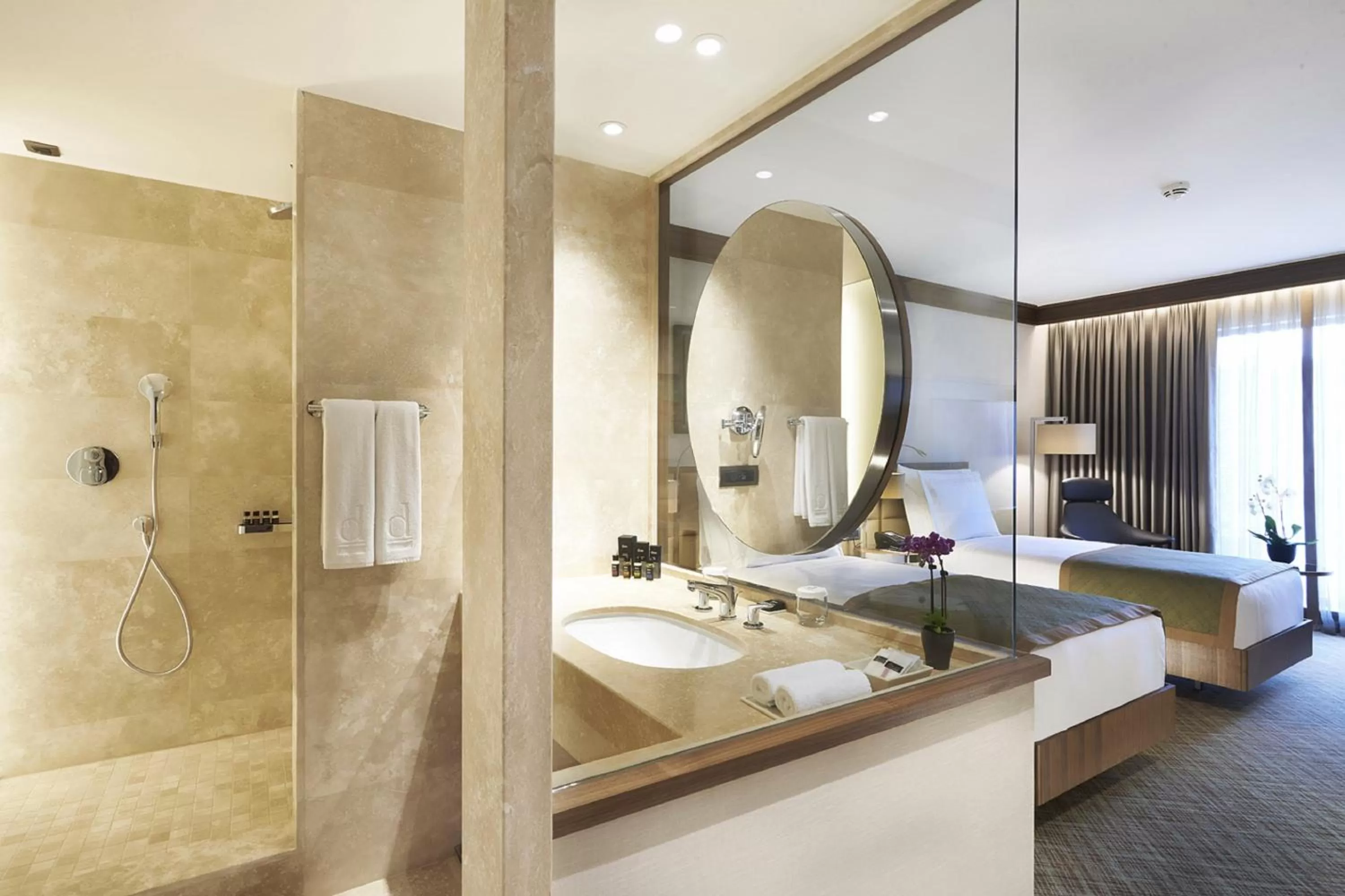 Superior Twin Room in Divan Adana