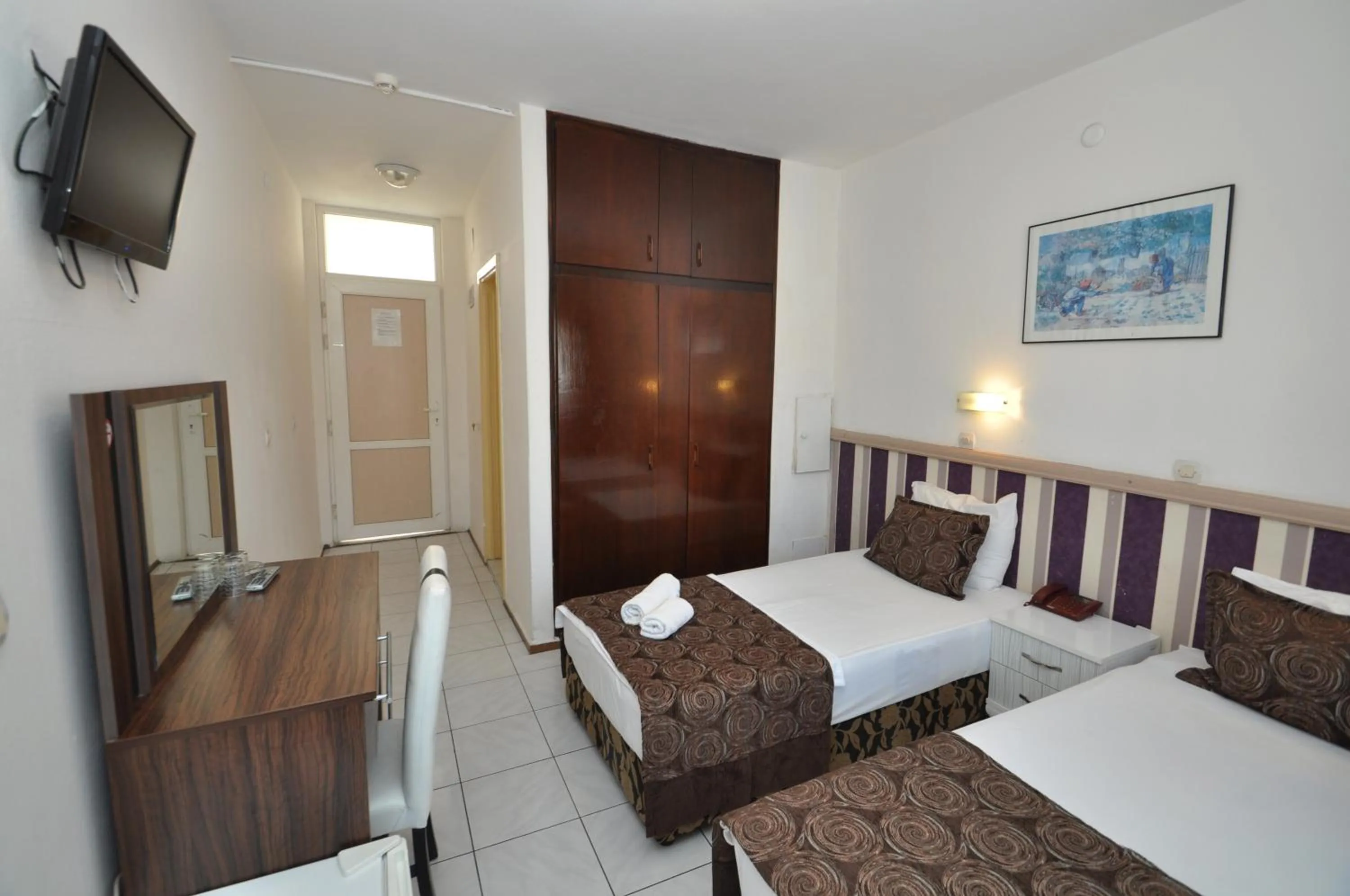 Double Room with Balcony (2 Adults + 1 Child) in Reis Maris Hotel