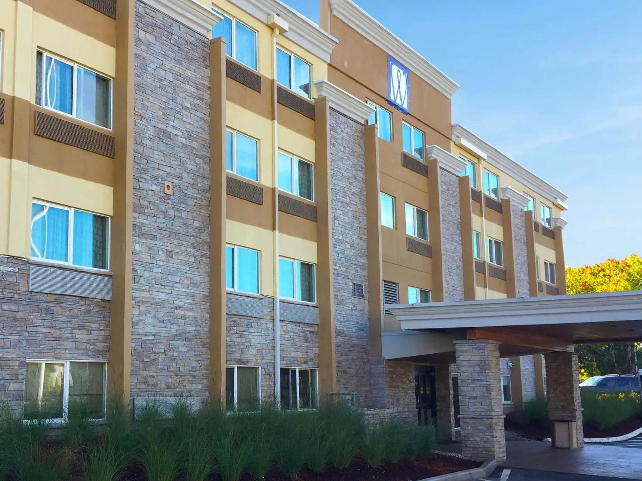 Comfort Inn & Suites Tigard near Washington Square Comfort Inn & Suites Tigard near Washington Square