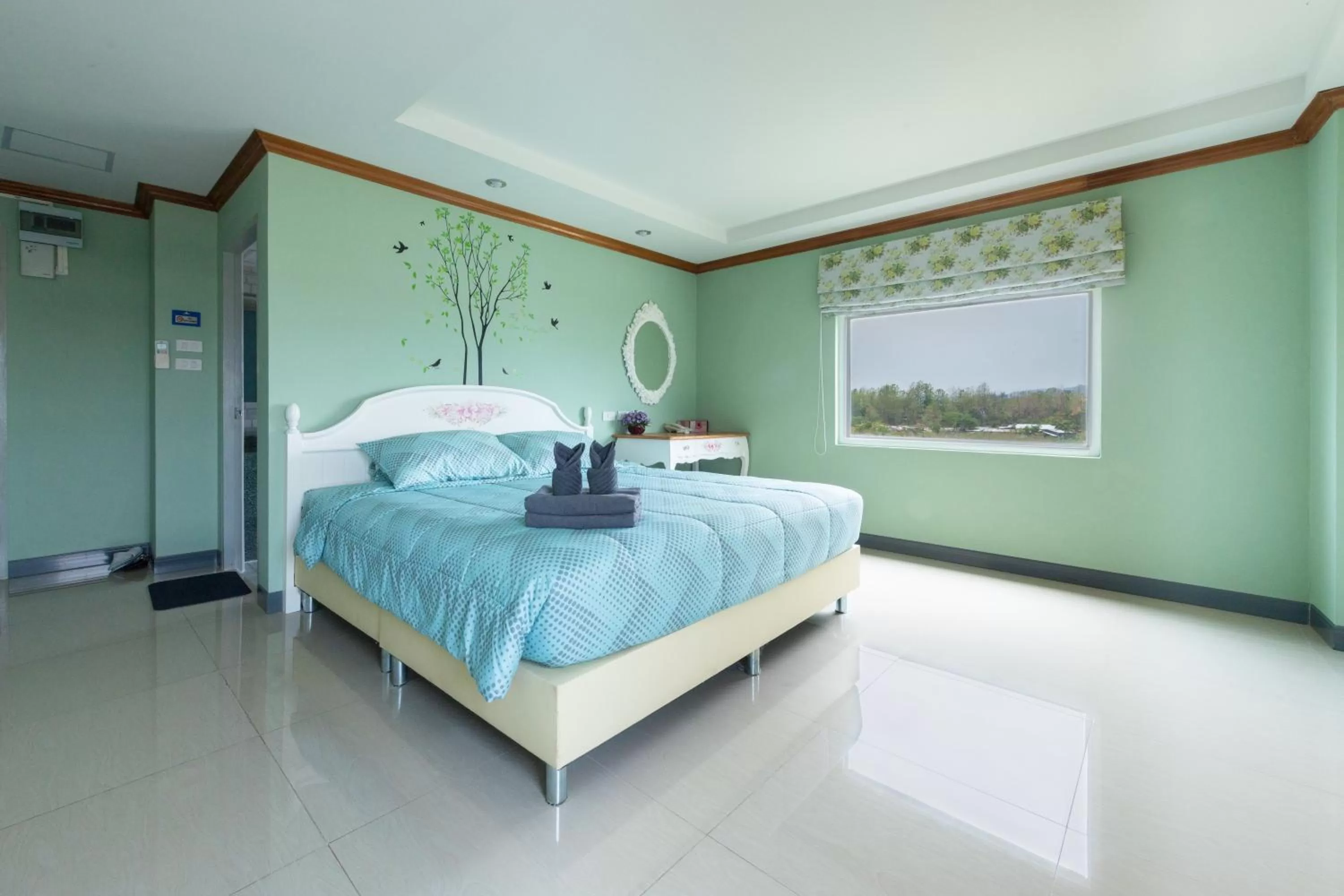 Superior Double Room in The Lilly Hotel