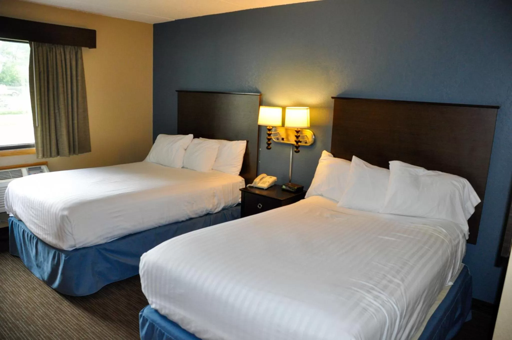Deluxe Double Room - Mobility Access/Non-Smoking in AmericInn by Wyndham Clear Lake