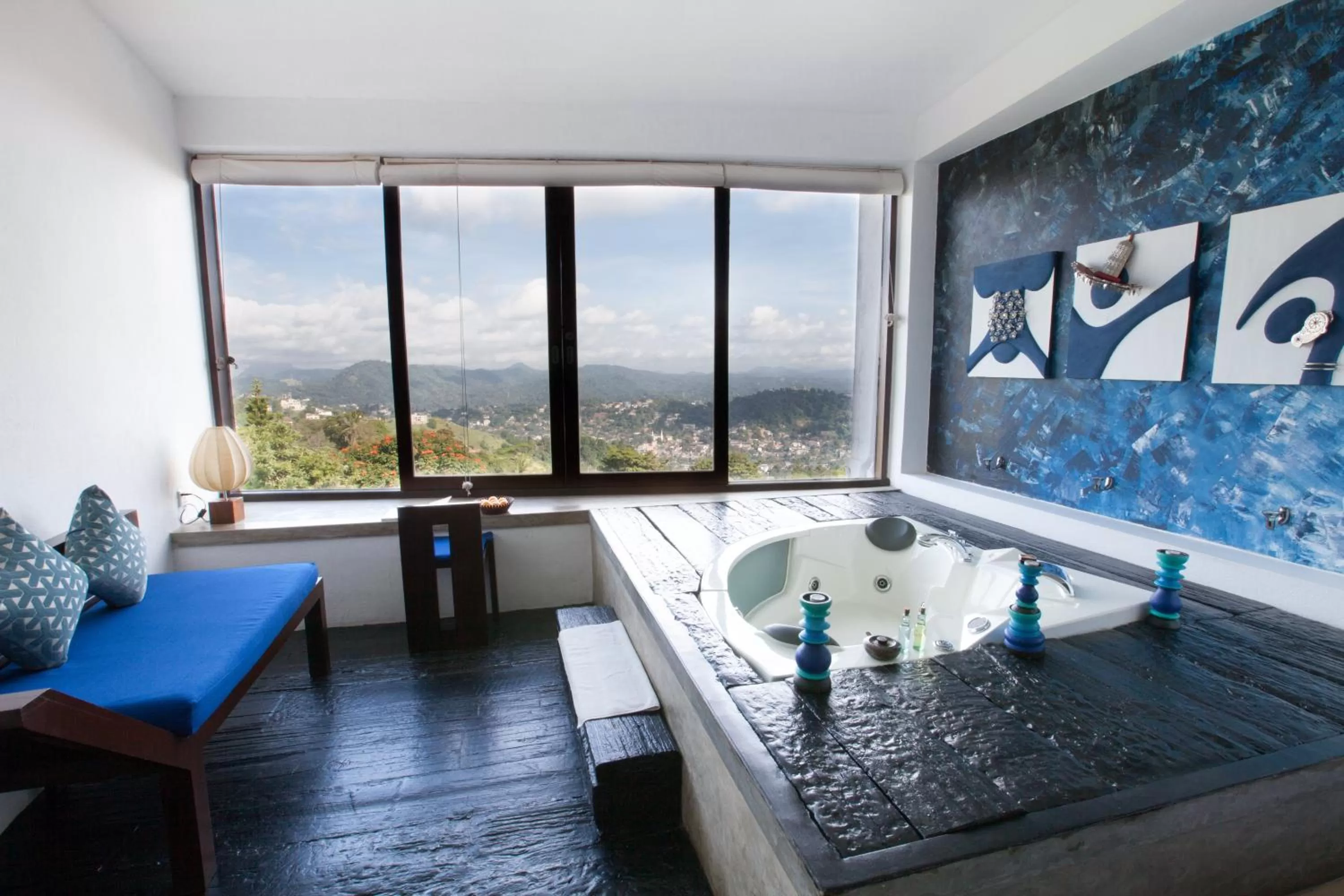 Suite with 10% off on selected wines in The Theva Residency