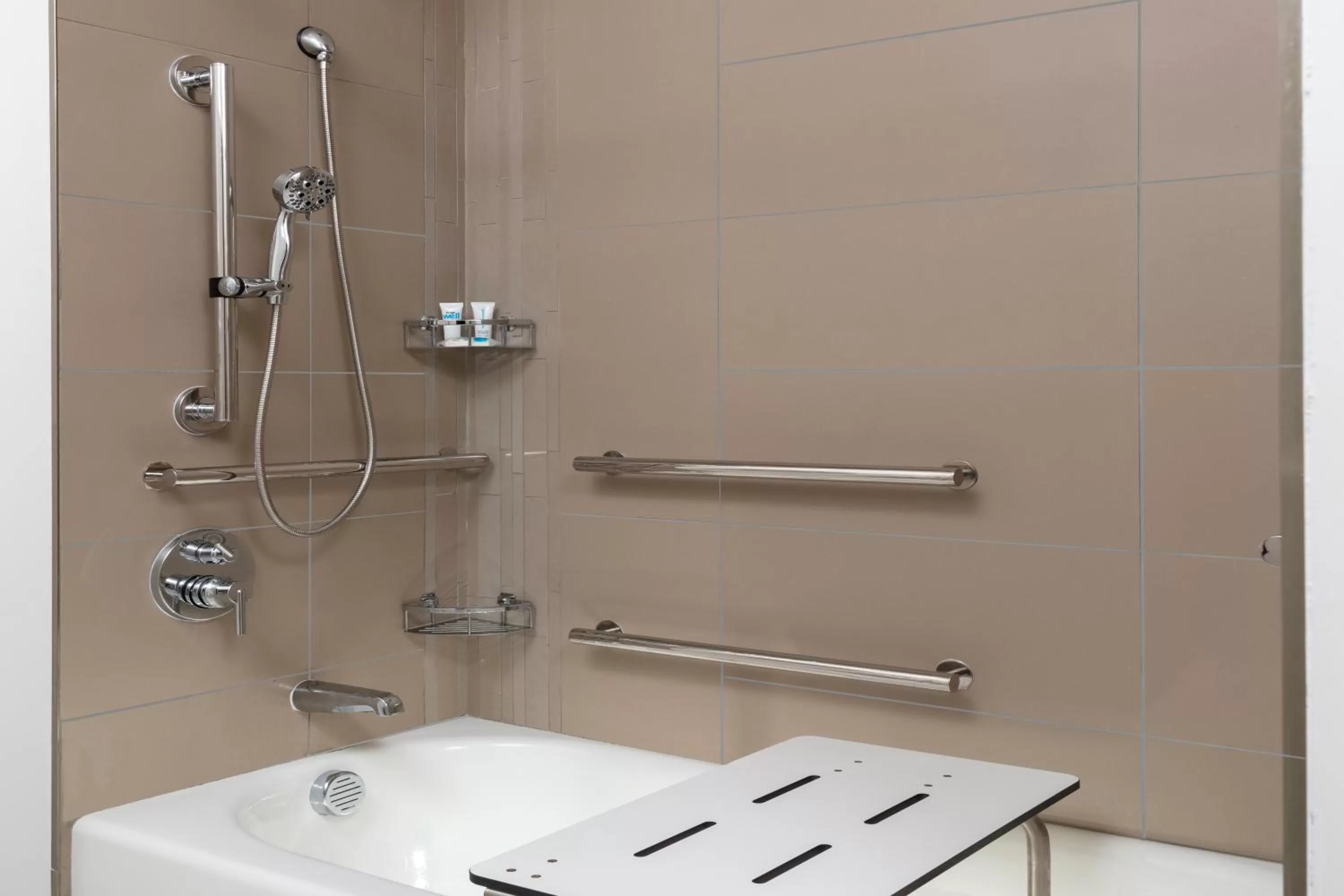 King Studio Suite with Sofa Bed, Kitchen and Tub - Disability Access in Hyatt House Davis