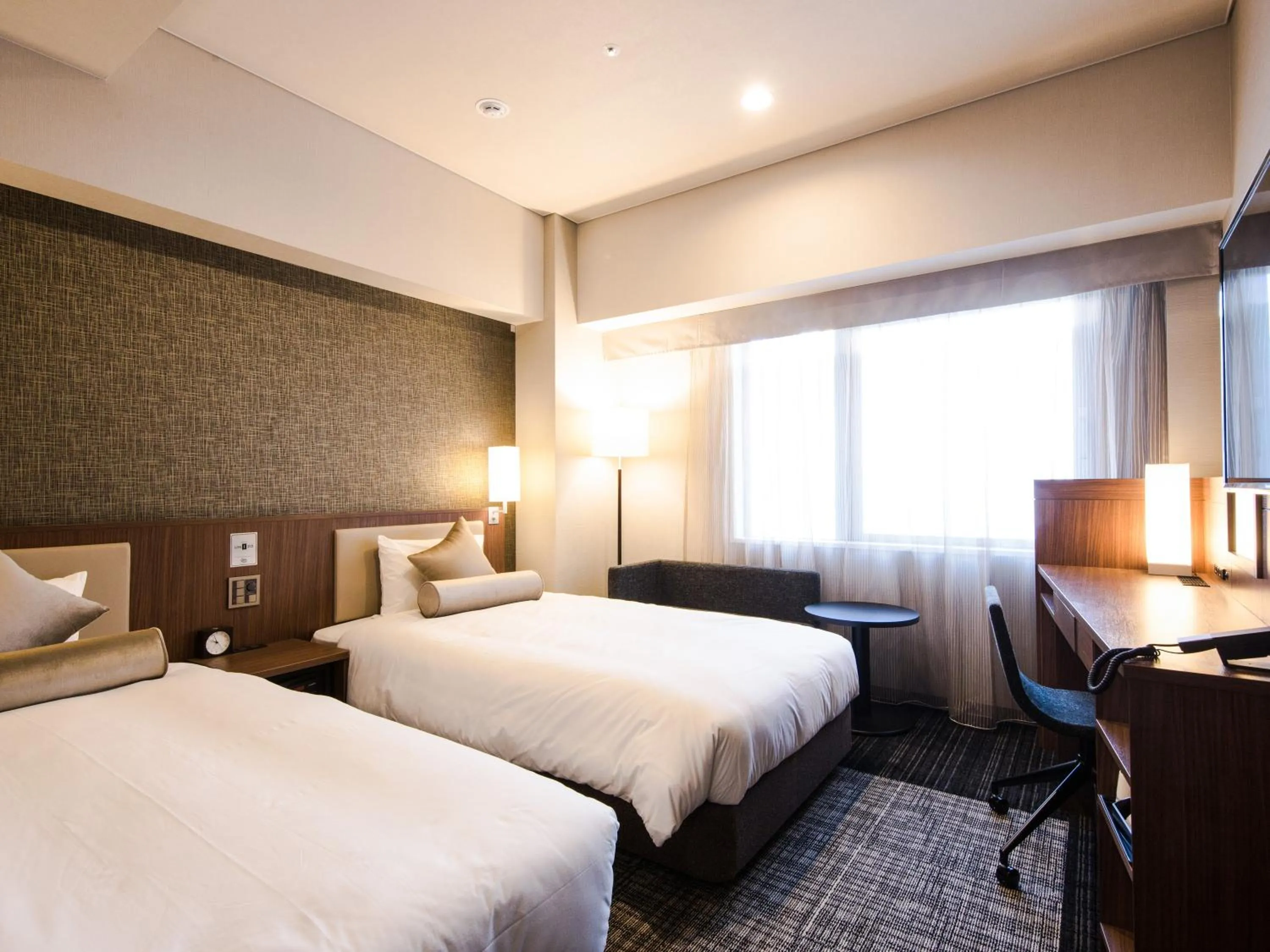 Twin Room - Non-Smoking in Four Points Flex by Sheraton Yokohama West