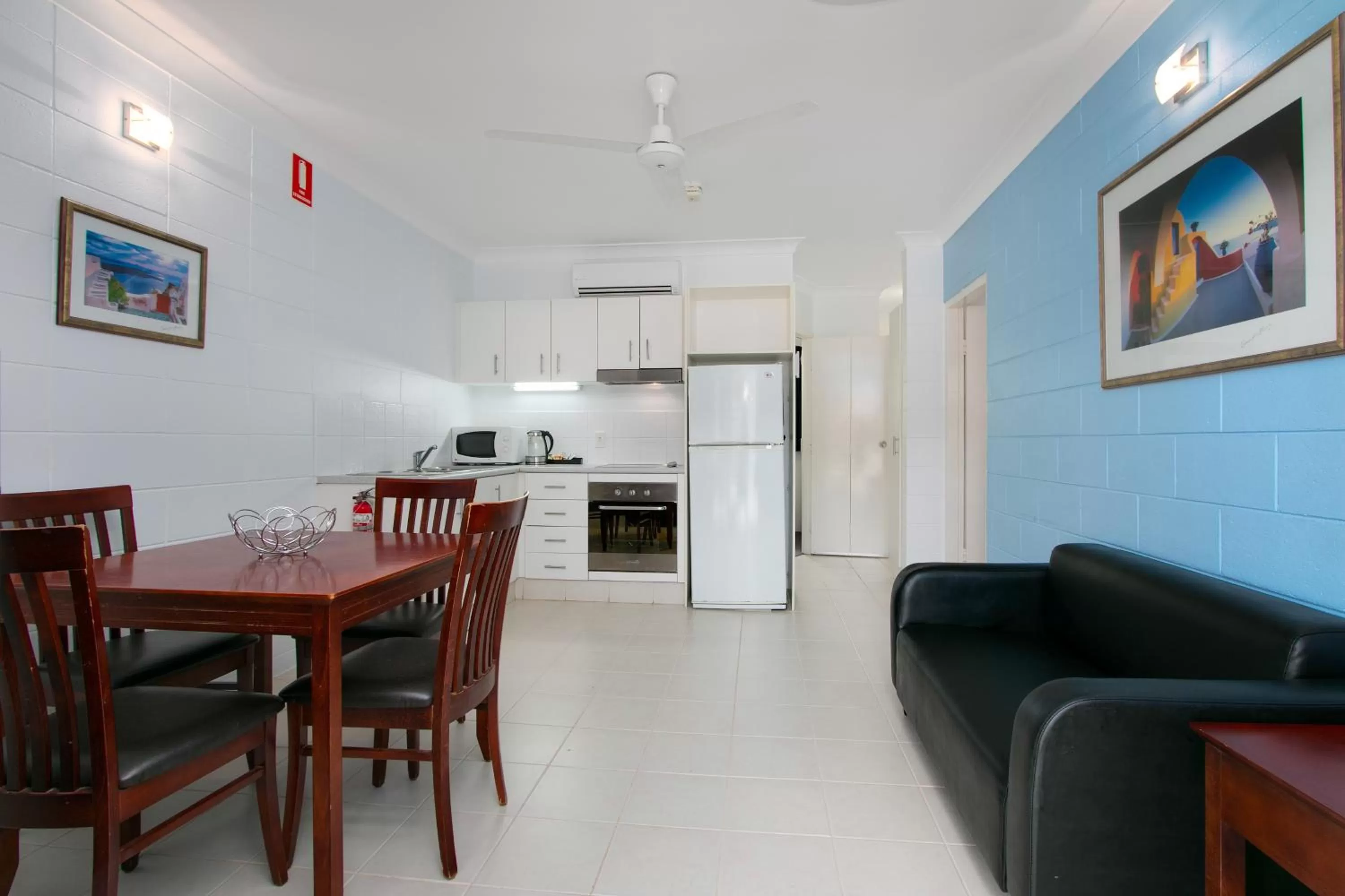 Superior Two-Bedroom Apartment in Cairns City Palms