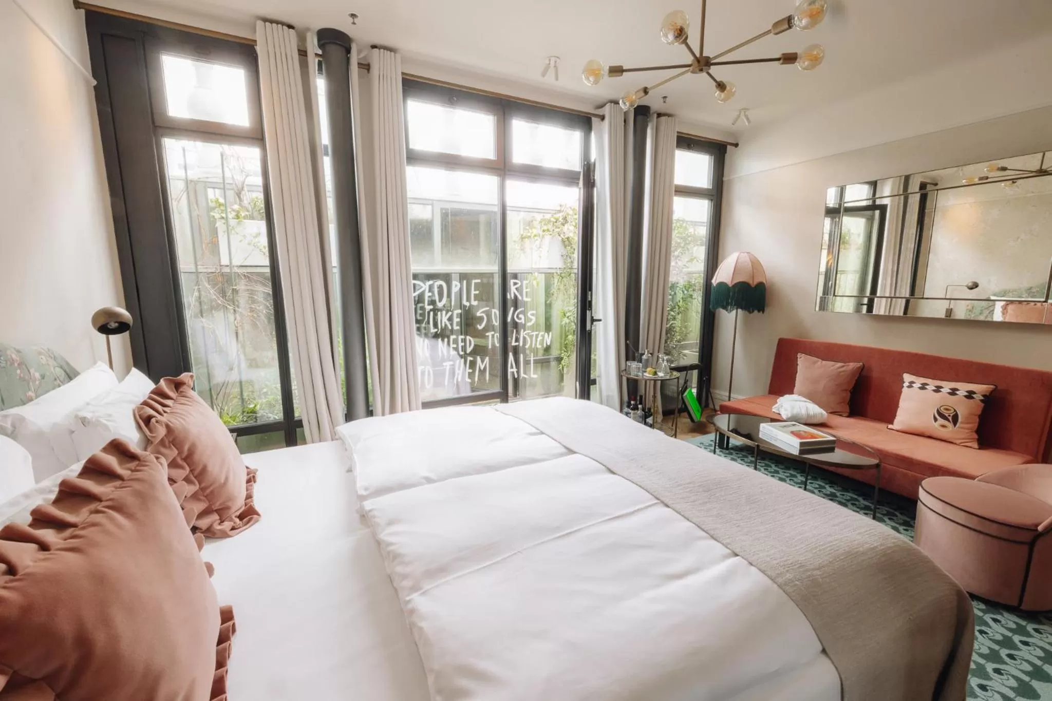 Art Deluxe Double Room in Hotel MOTTO