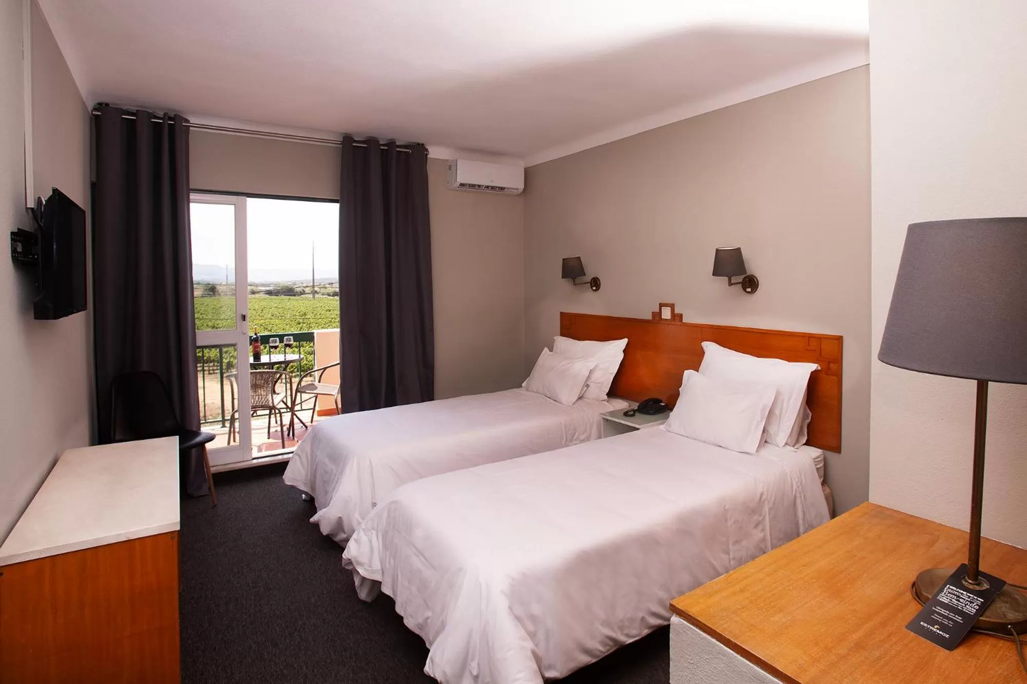 Superior Twin Room in Estremoz Hotel