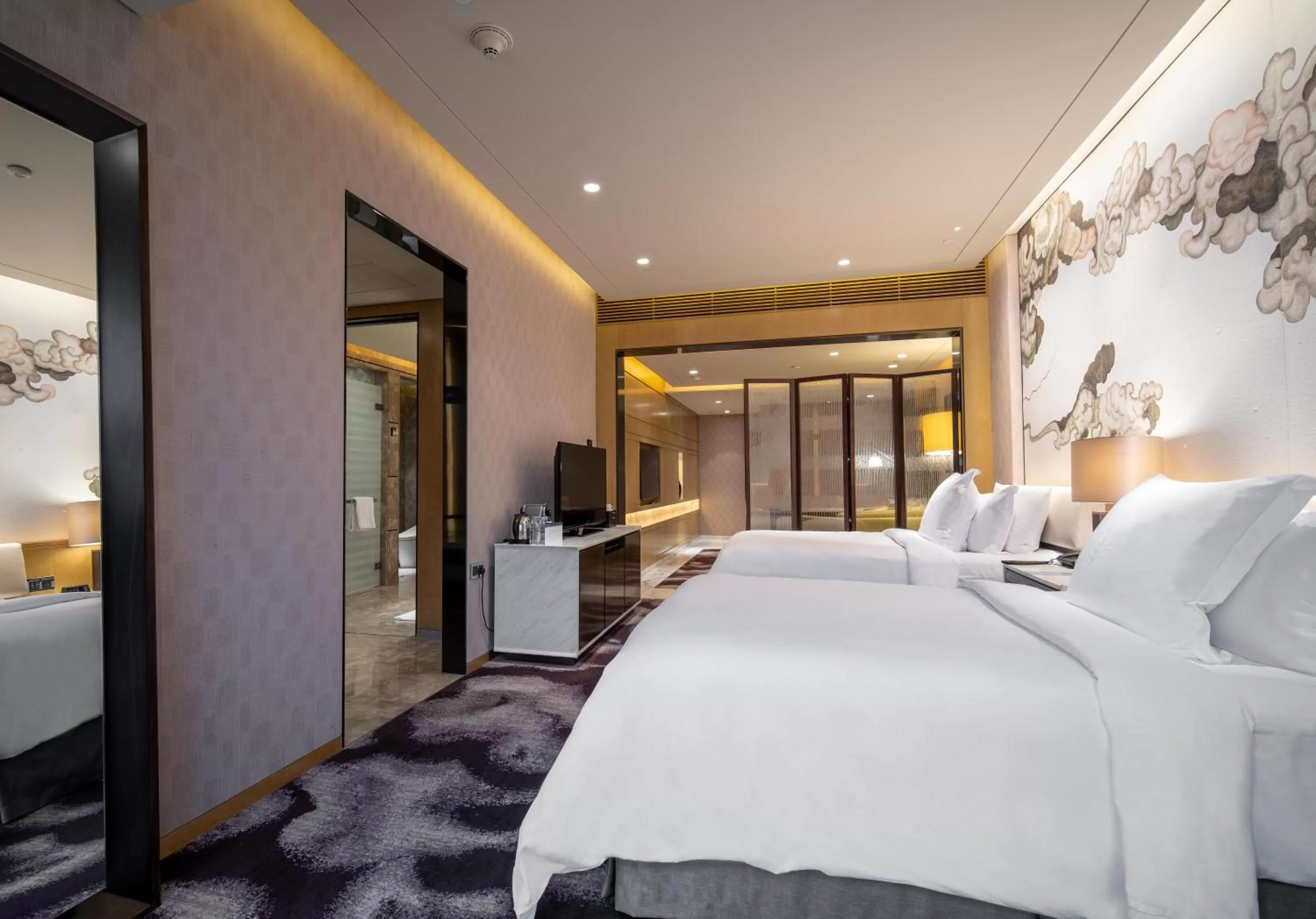 Grand Four Seasons Room with Two Double Beds  in Four Seasons Hotel Shenzhen