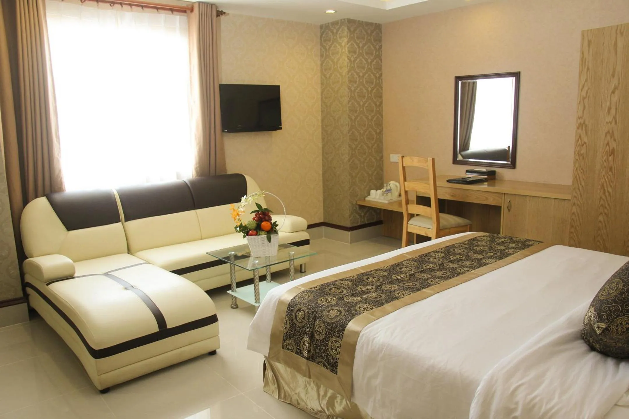 Deluxe Double Room in West Hotel