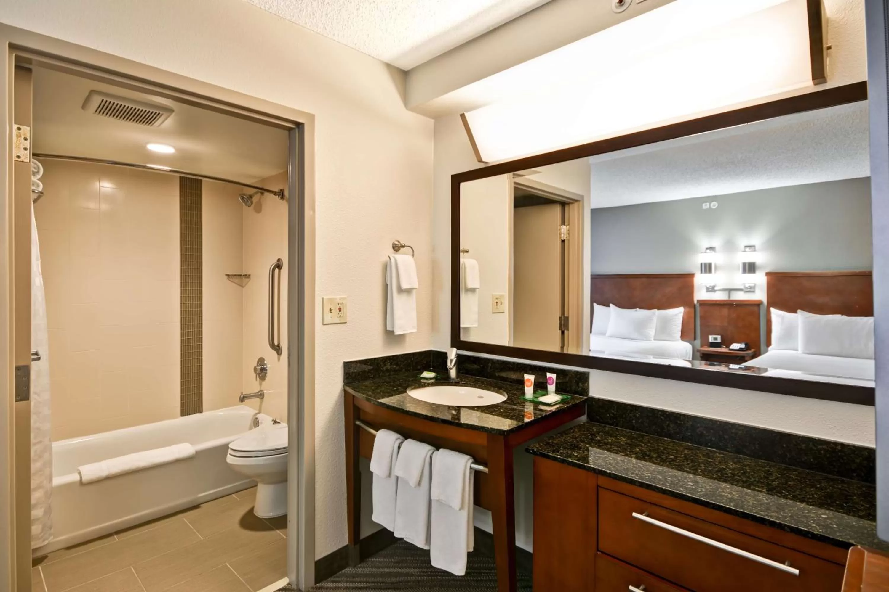 Double Room with Two Double Beds and Accessible Tub - Disability Access in Hyatt Place Milford/New Haven