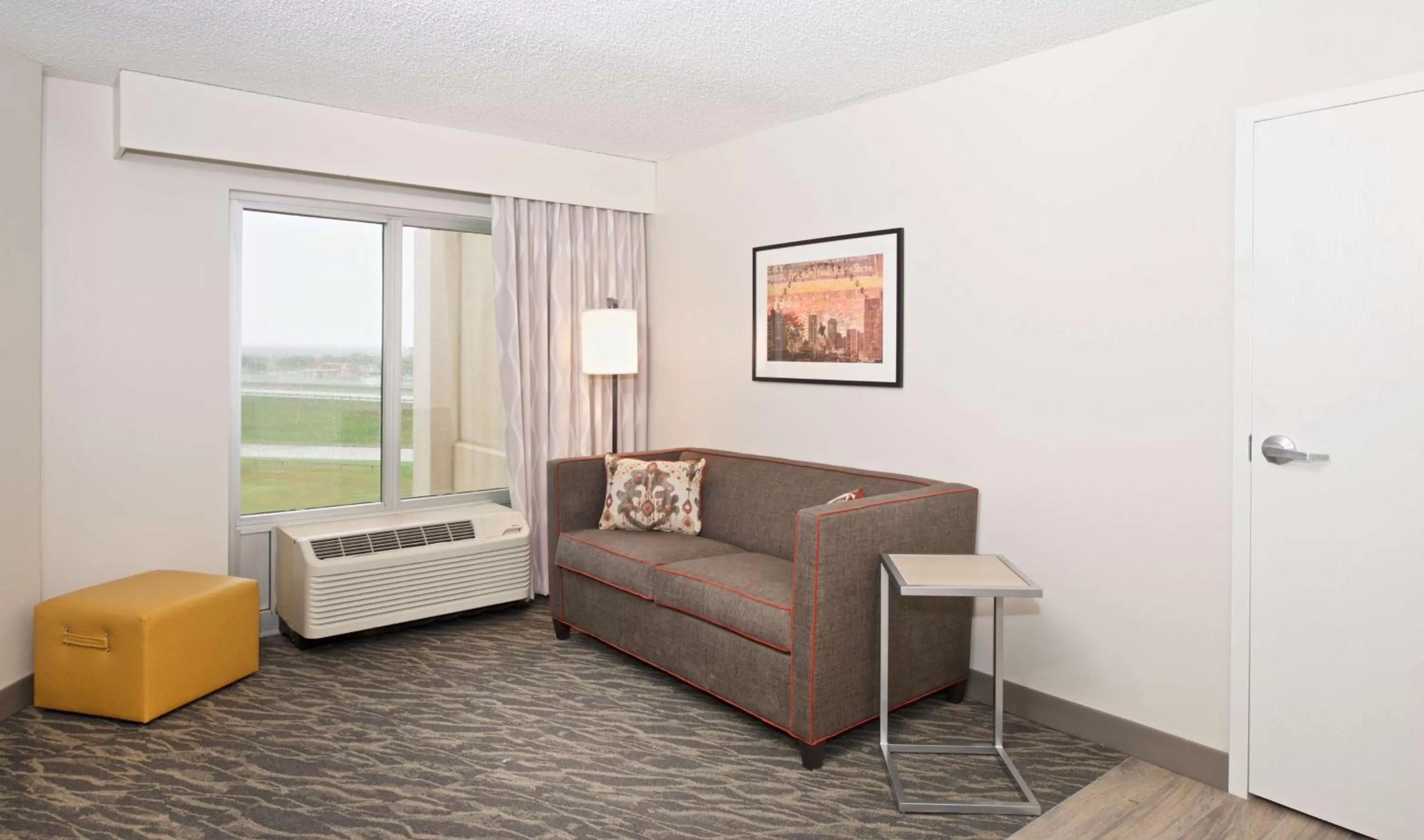 Non-Smoking Suite with Kitchen in Hampton Inn & Suites N Ft Worth-Alliance Airport