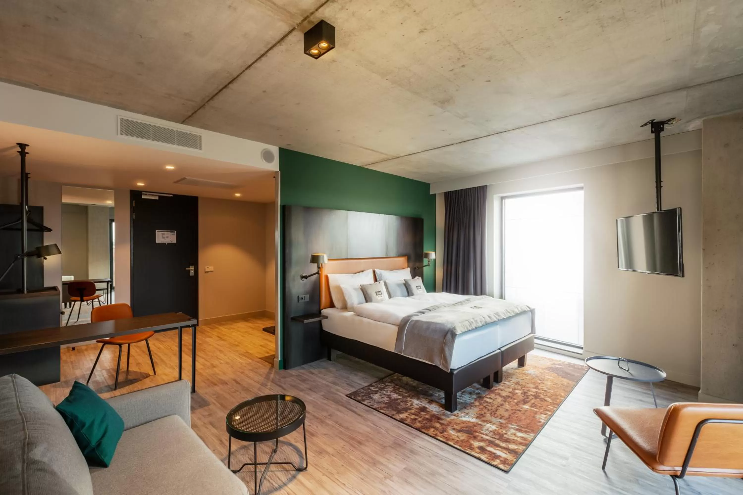 Executive Double Room in Holiday Inn - the niu, Fender Amsterdam