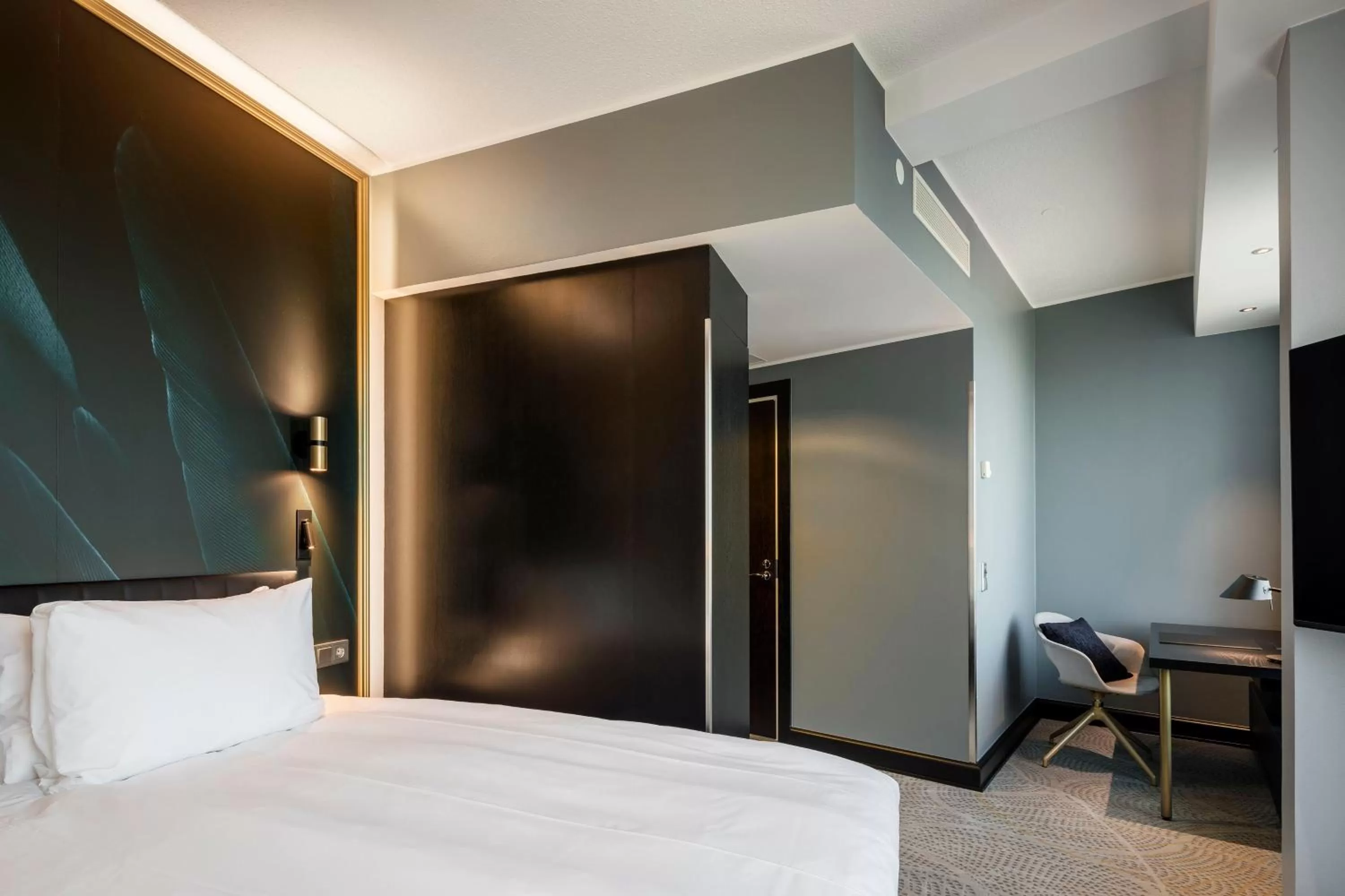 Standard Room in Crowne Plaza Helsinki - Hesperia by IHG