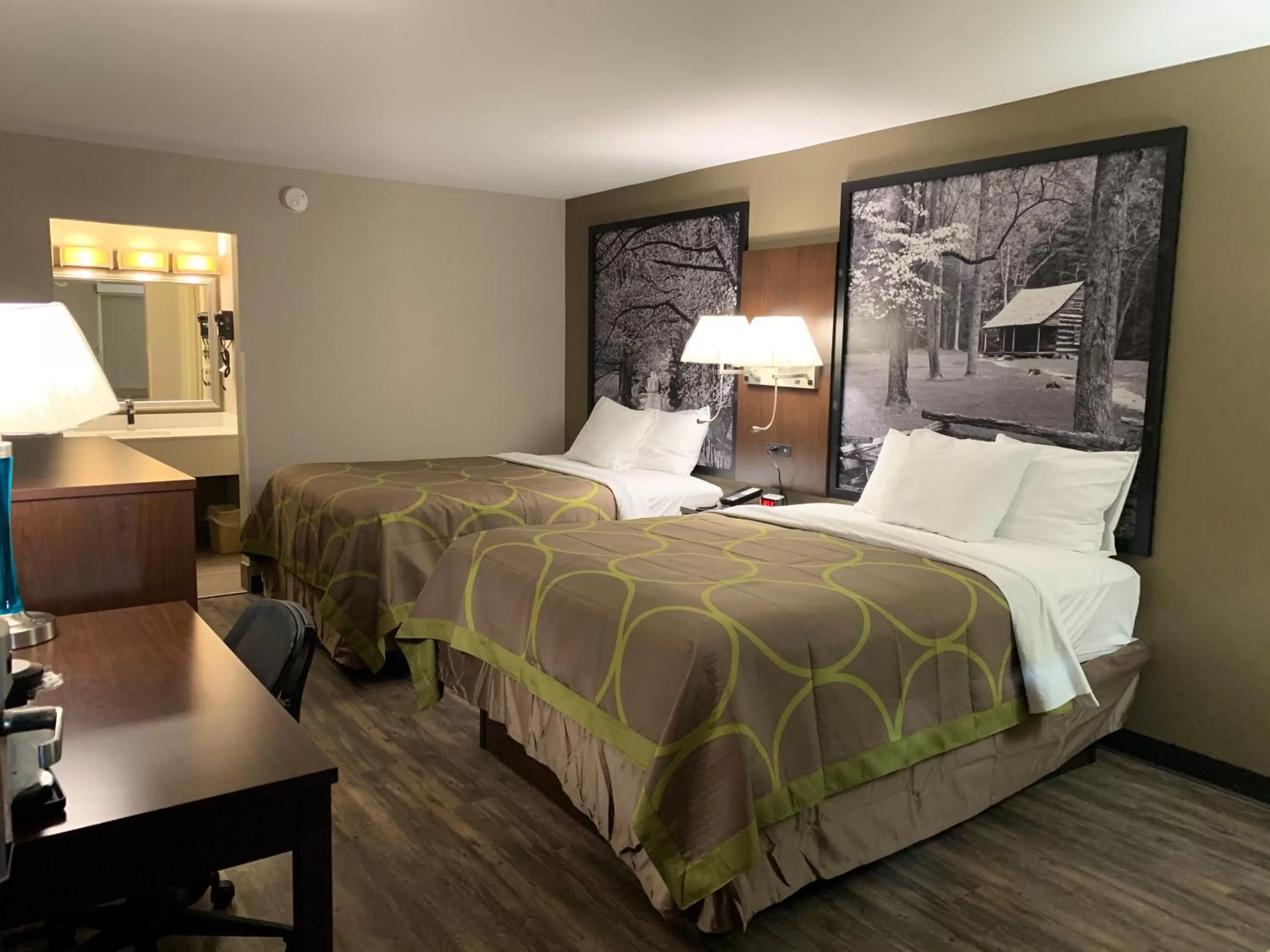 Queen Room with Two Queen Beds - Non-Smoking in Super 8 by Wyndham Cookeville, TN