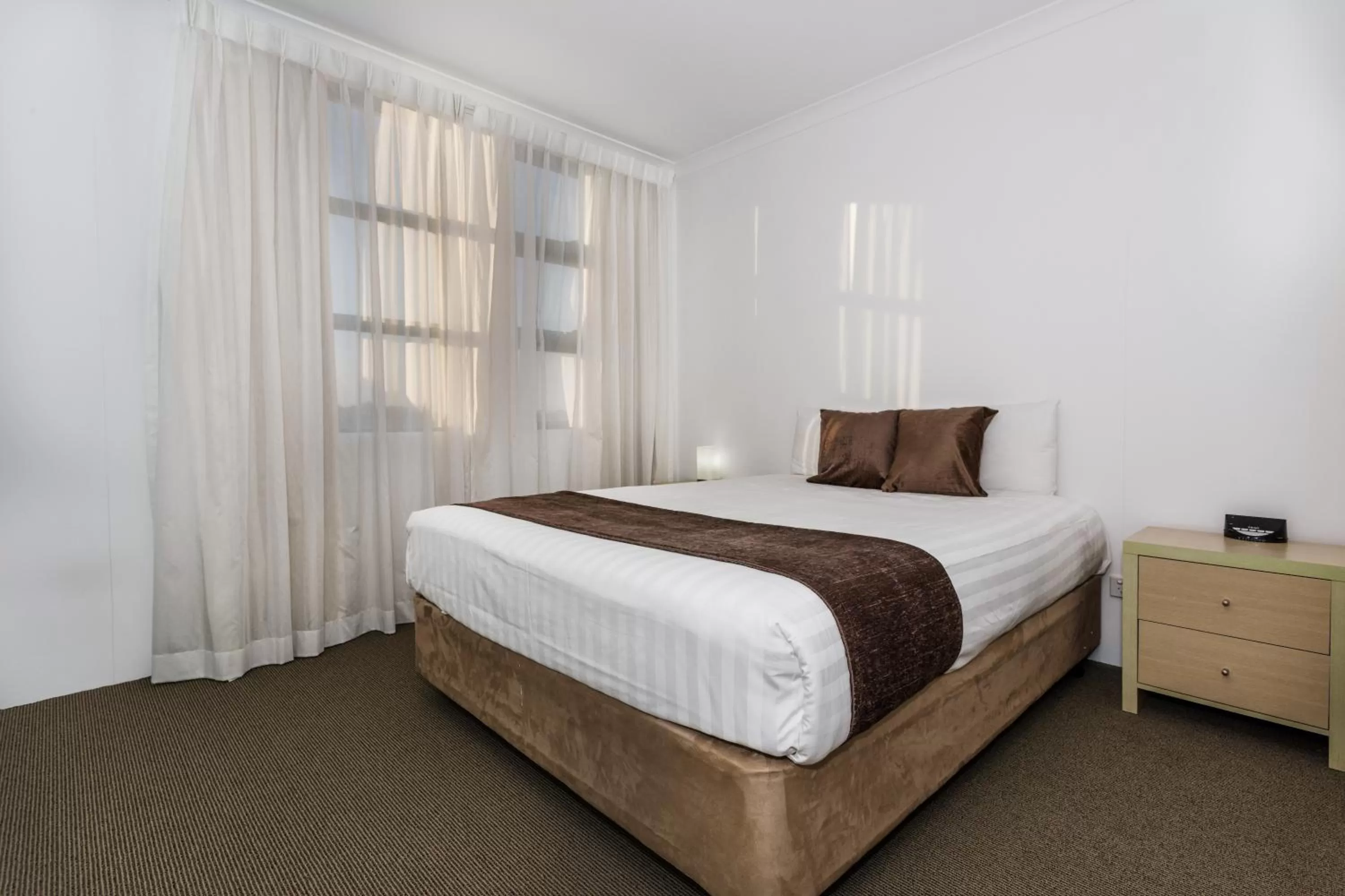 Two-Bedroom Townhouse in Perth Ascot Central Apartment Hotel Official