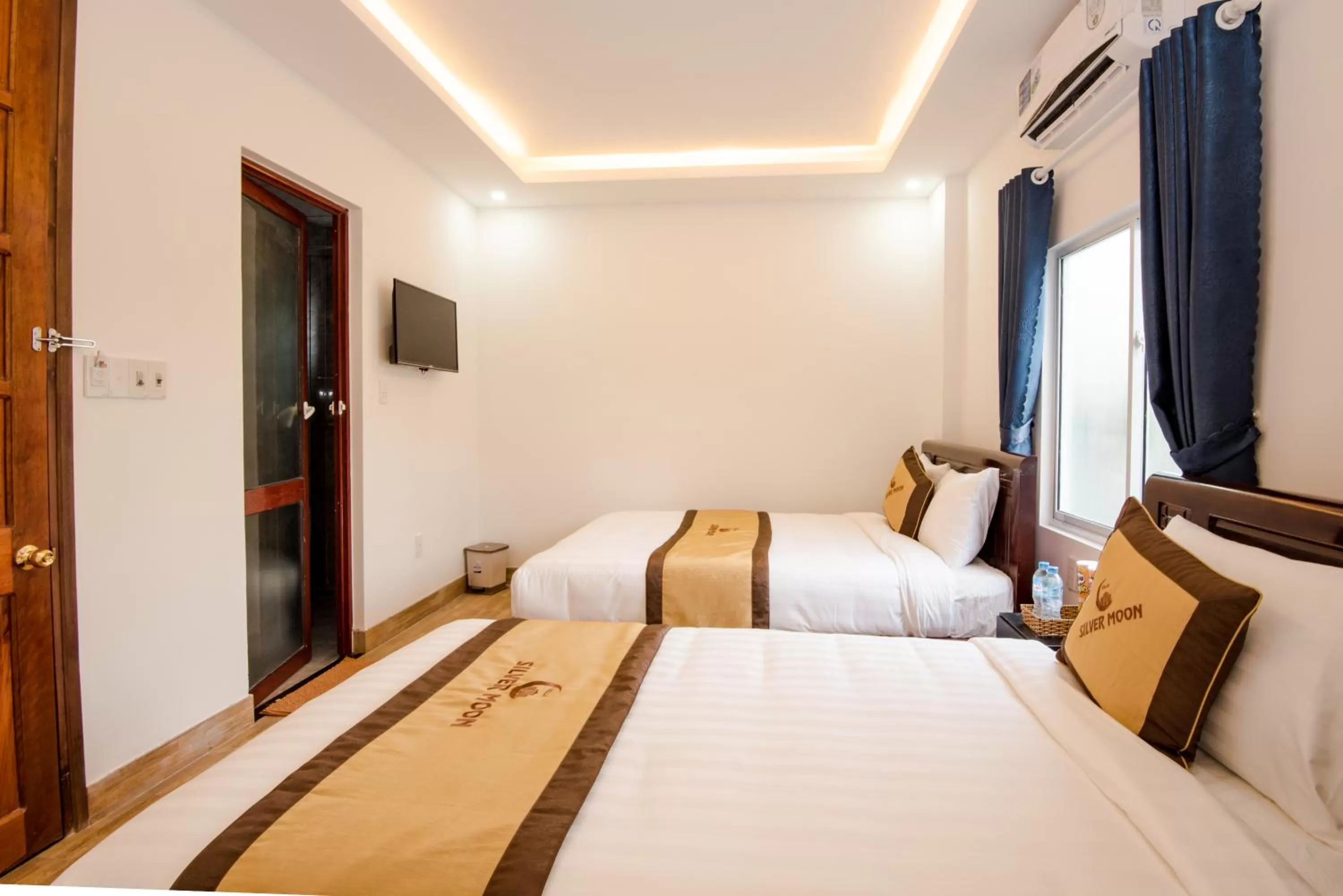 Family Room with Balcony in Silver Moon Villa Hoi An