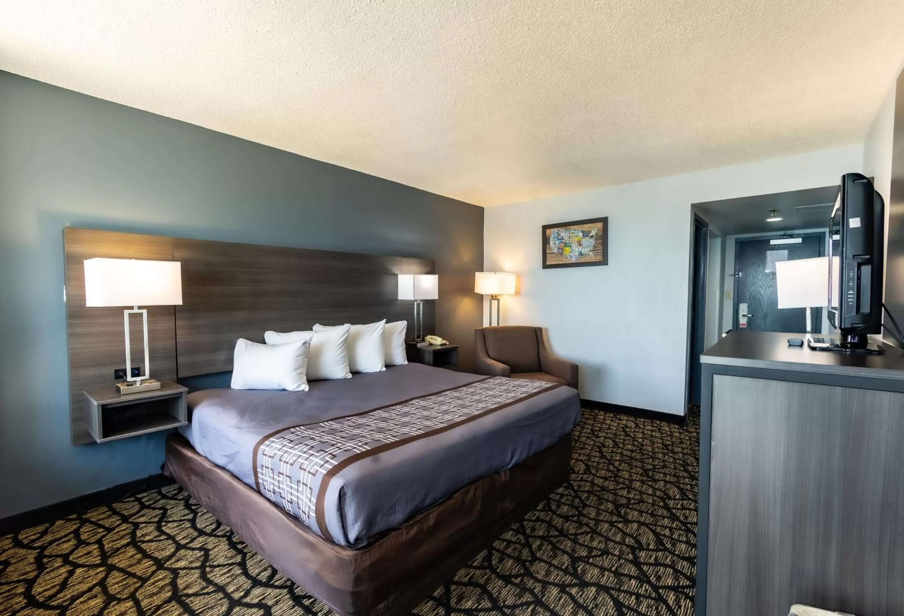 King Room - Non-Smoking in Seaview Hotel