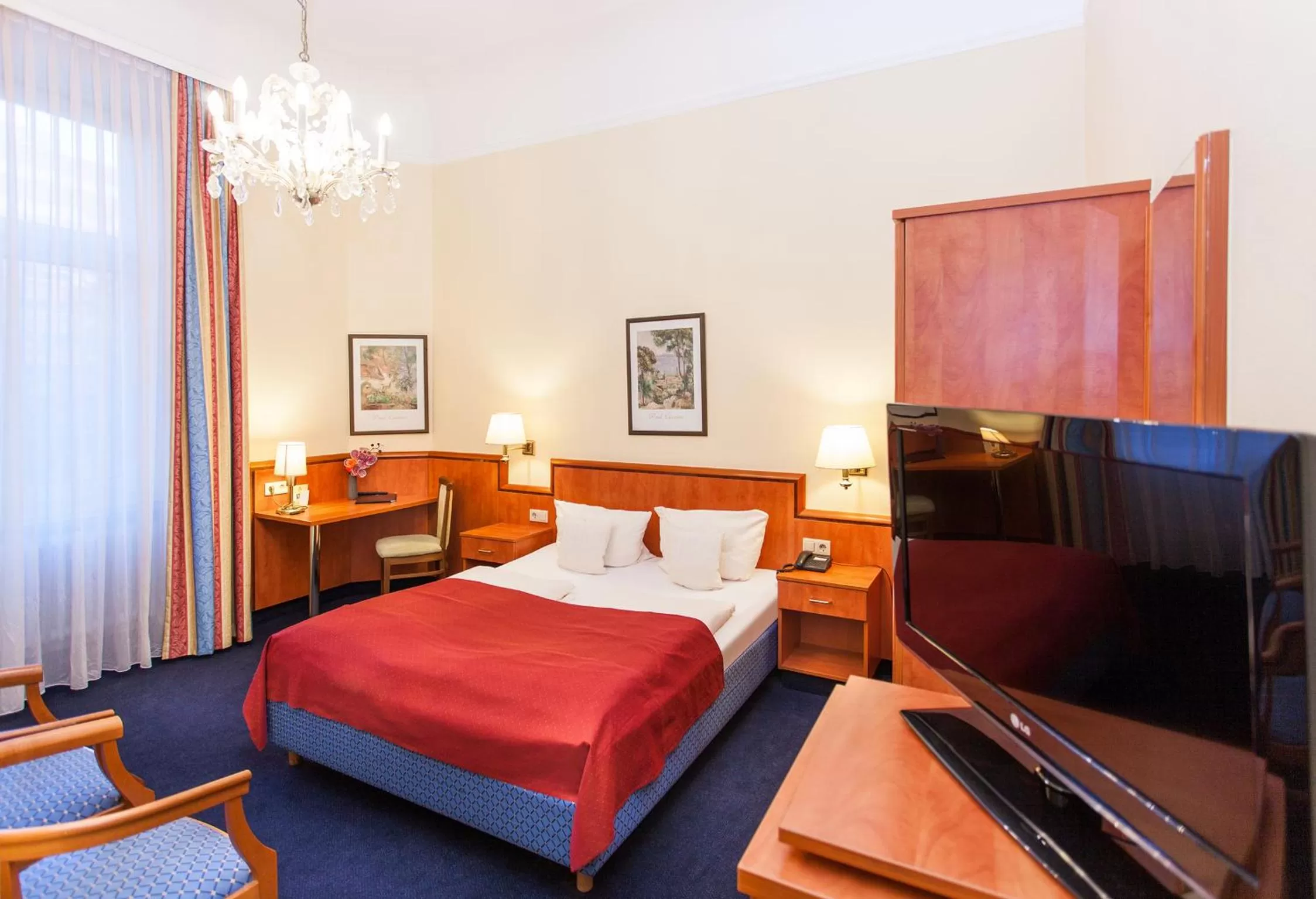 Standard Double Room in Centro Hotel National Frankfurt City, Trademark Collection by Wyndham