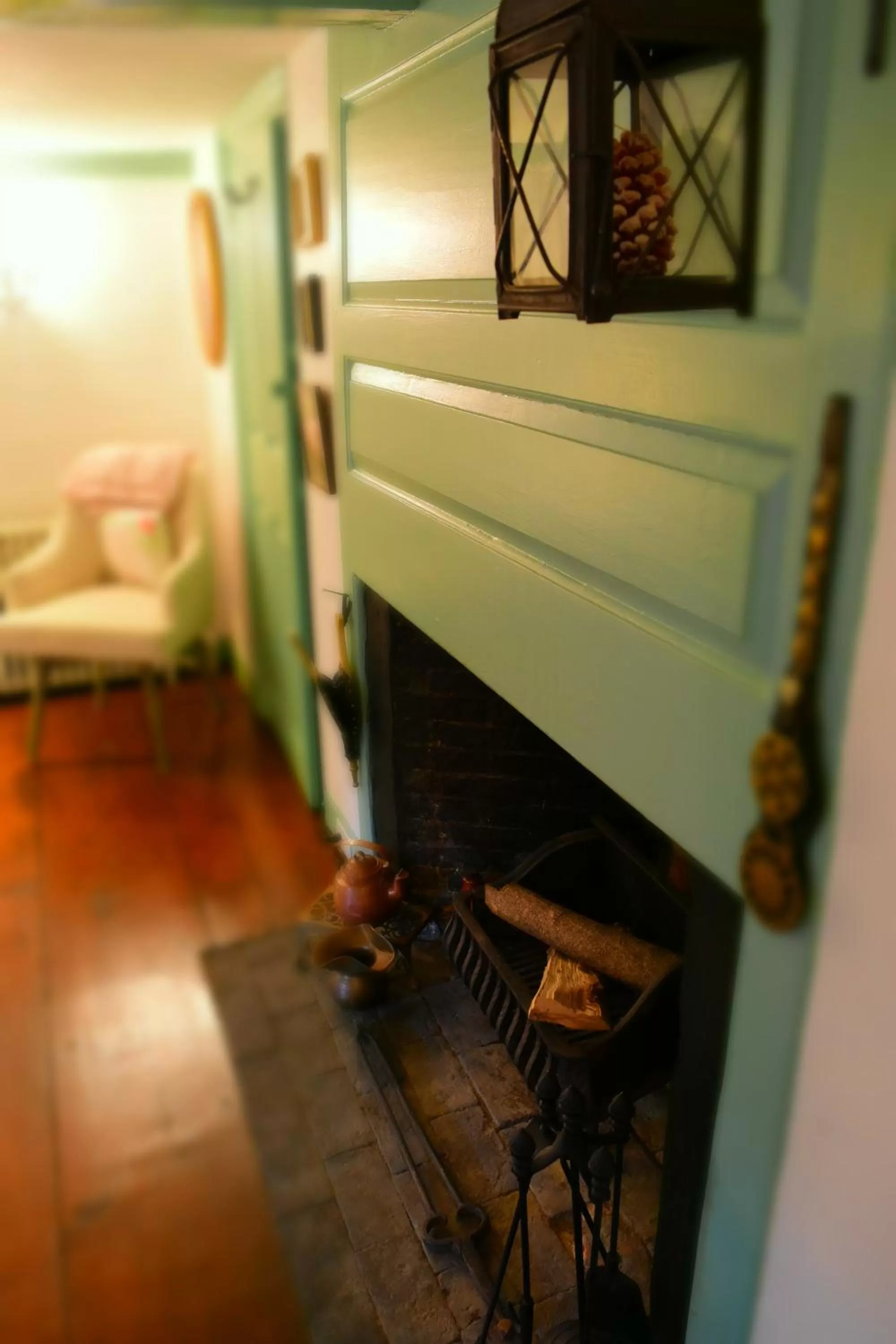 Queen Room with Shared Bathroom in Daniels House Inn