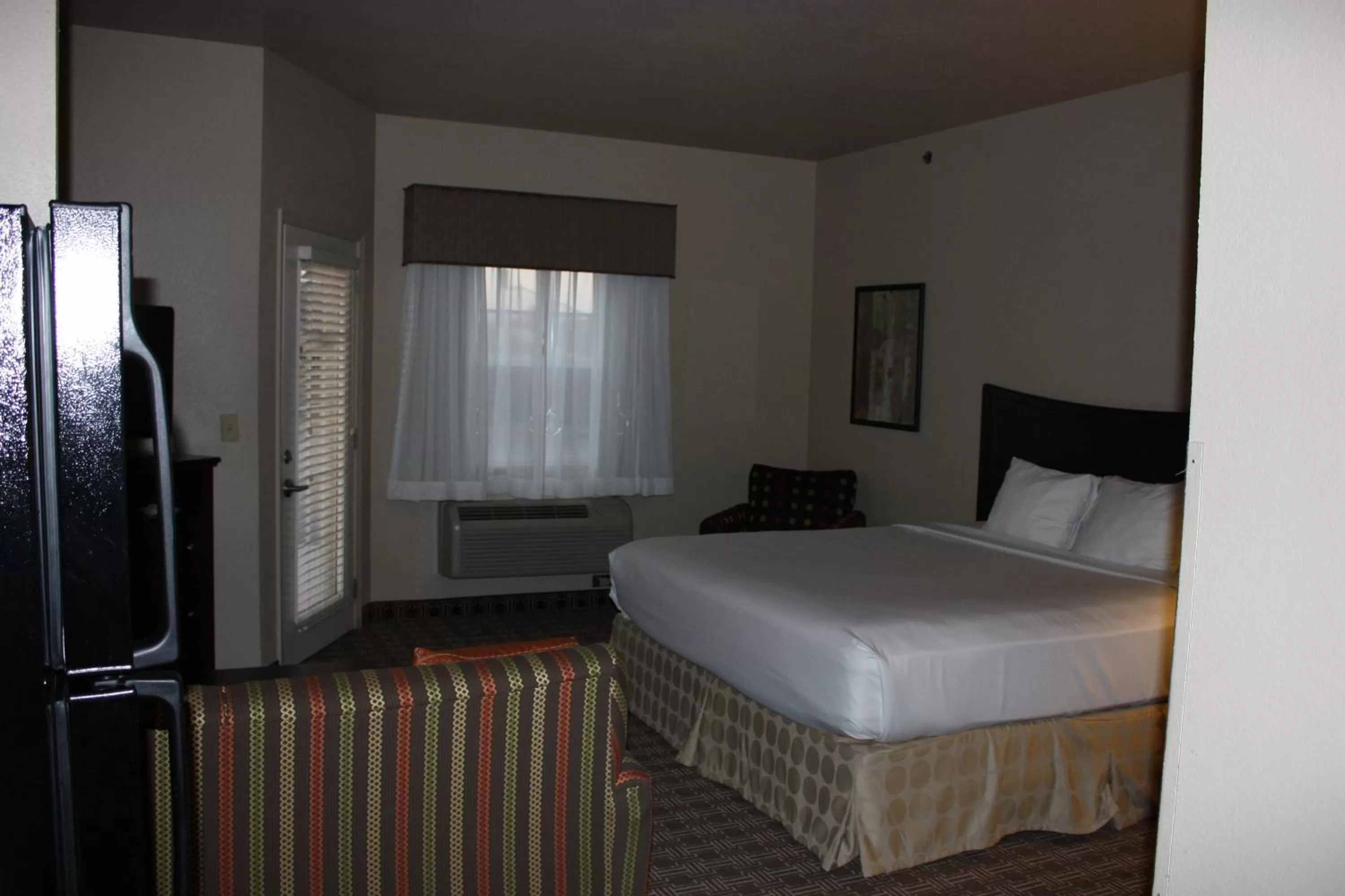 Efficiency King Suite Upgrade - Accessible/Non-Smoking in MainStay Suites St Robert - Fort Leonard Wood