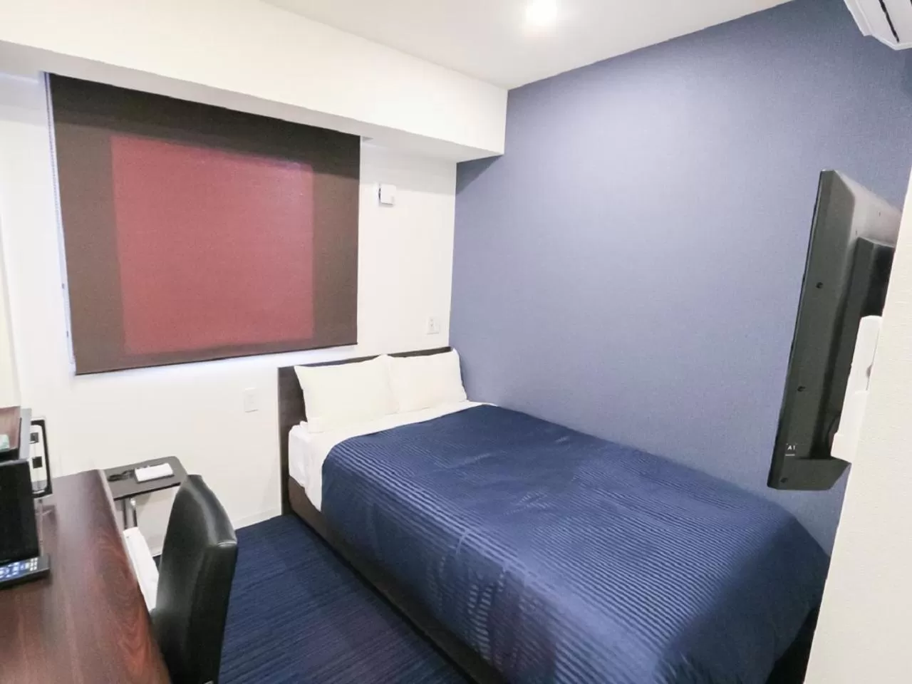  Double Room with Small Double Bed - single occupancy - Smoking in HOTEL LiVEMAX Akihabara Kita