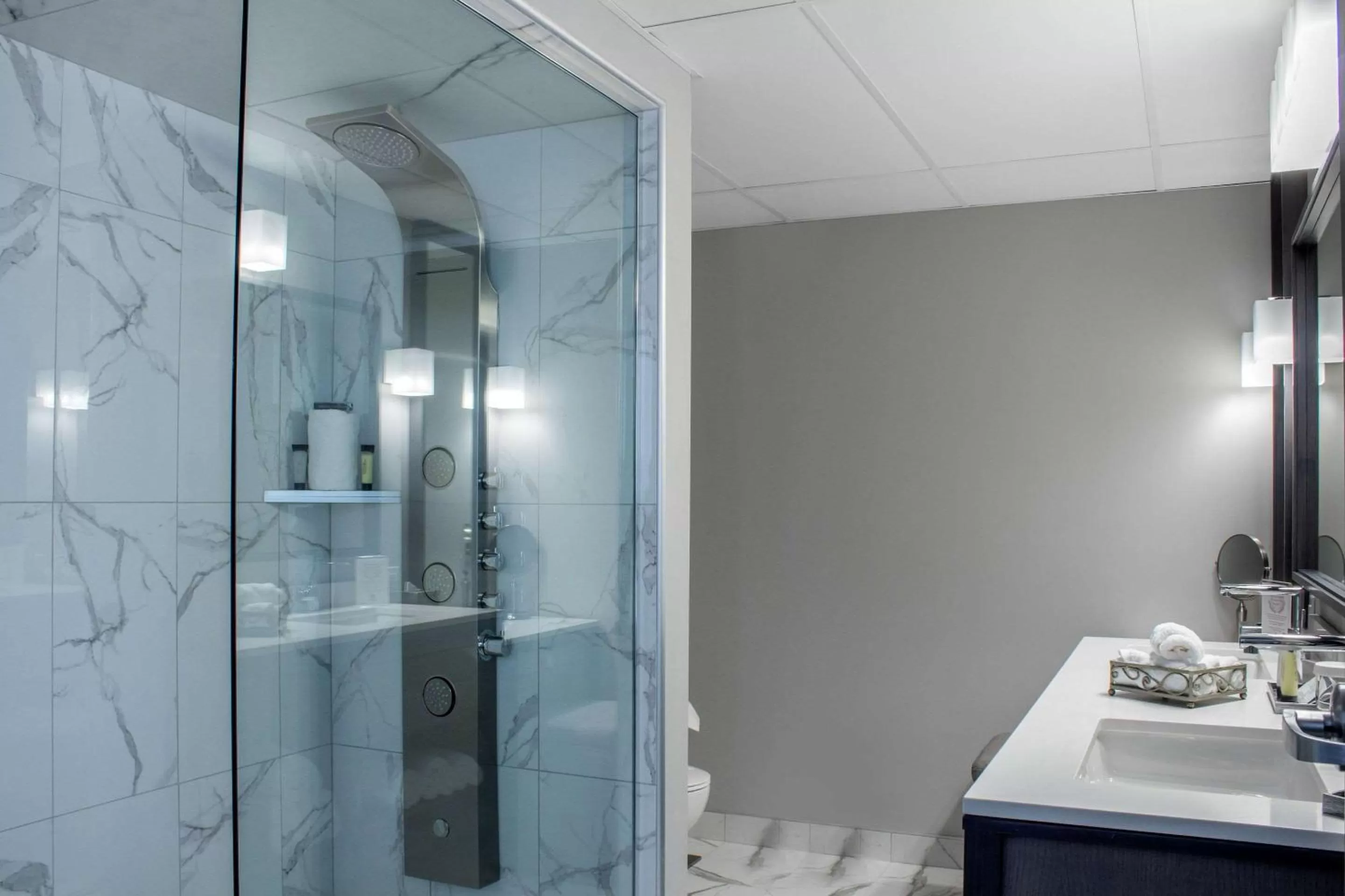 King Junior Suite with River View- Non-Smoking in Chateau Moncton Trademark Collection by Wyndham