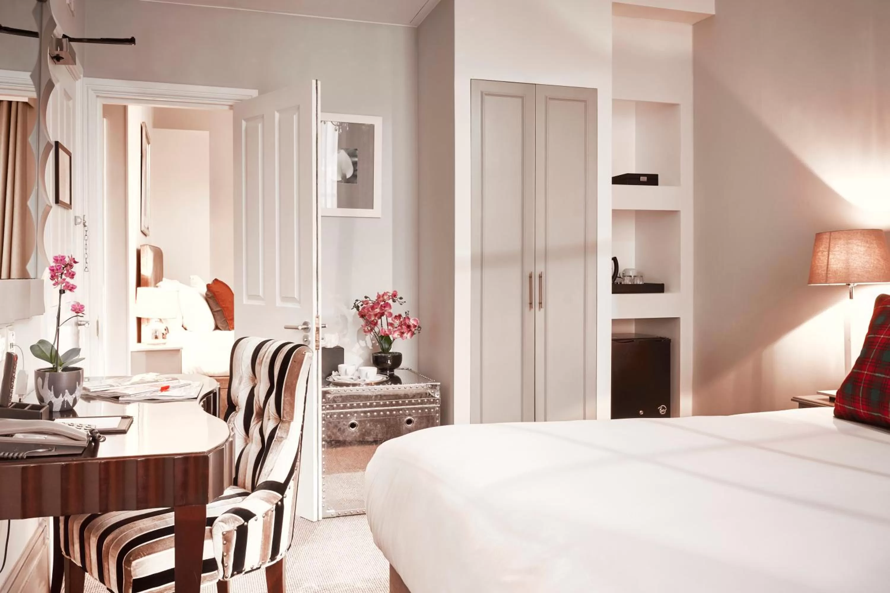 Deluxe Double Room in The Tophams Hotel