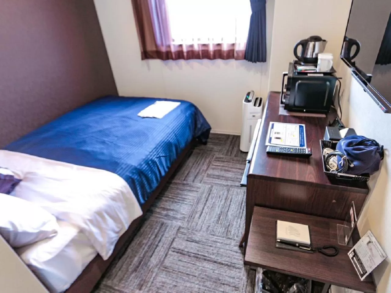 Semi Double Room - single occupancy - Non-Smoking  in HOTEL LiVEMAX Chiba-Ekimae
