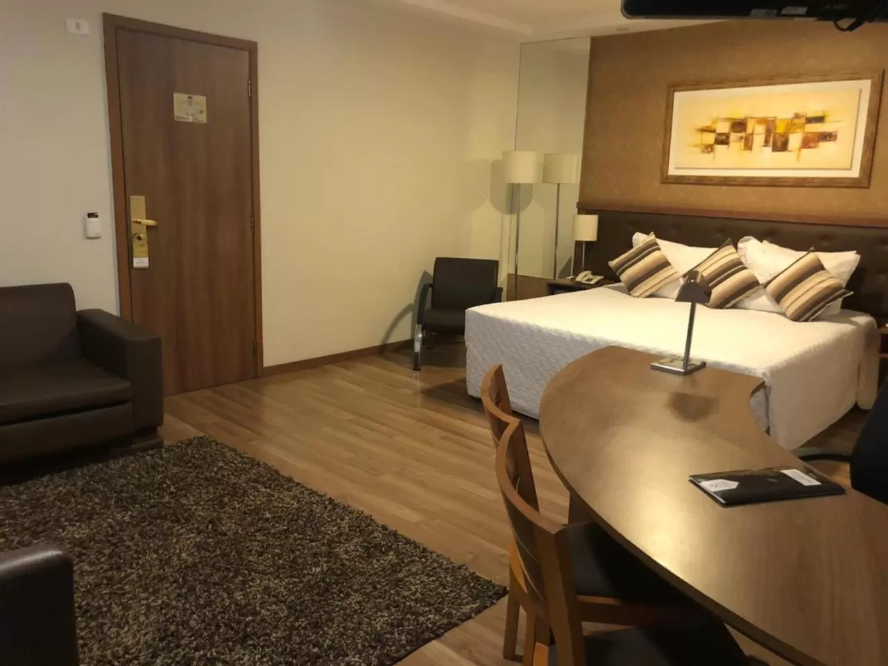 Studio with Spa Bath in Summit Hotel Monaco