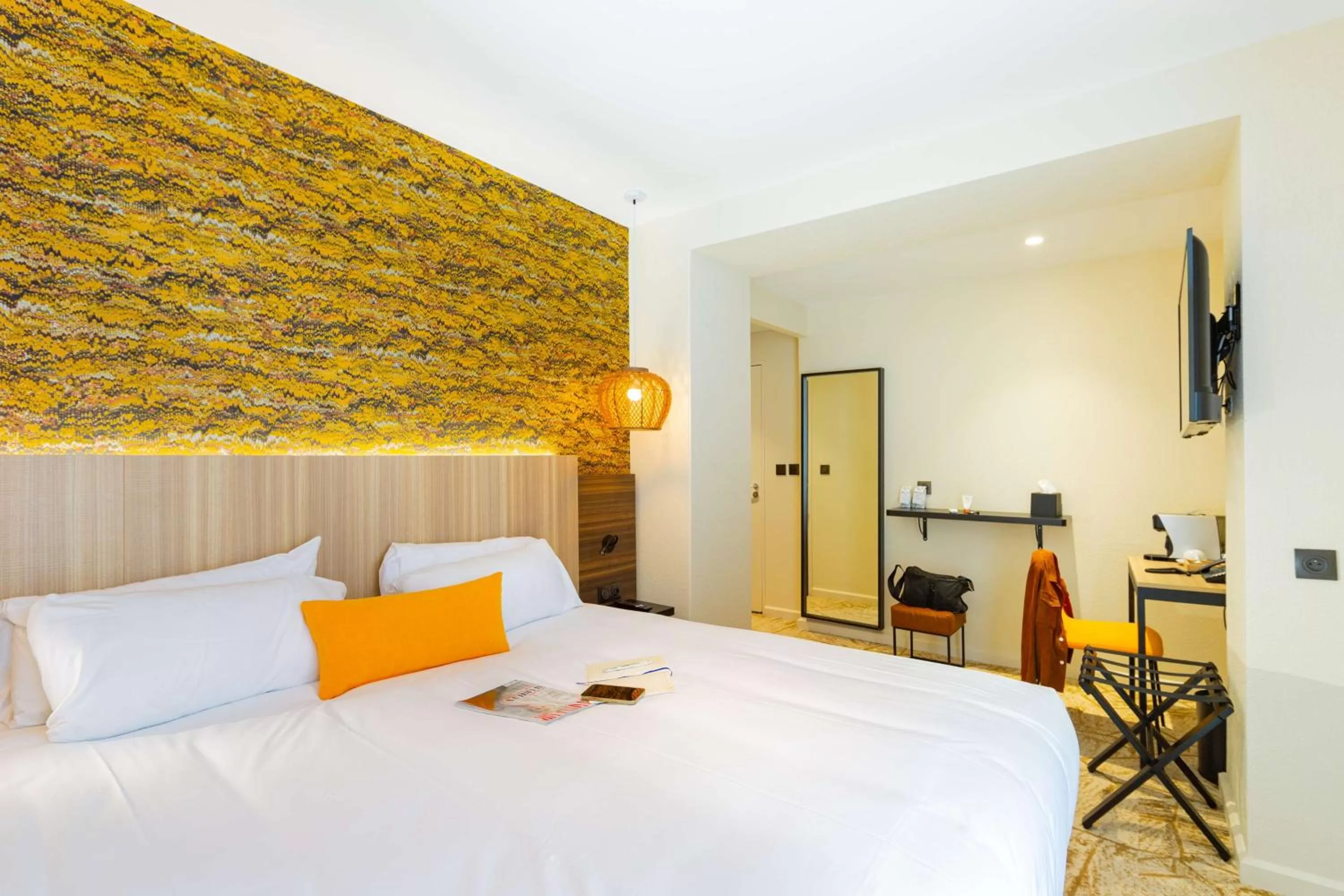 Deluxe King Room in Best Western Mulhouse Salvator Centre