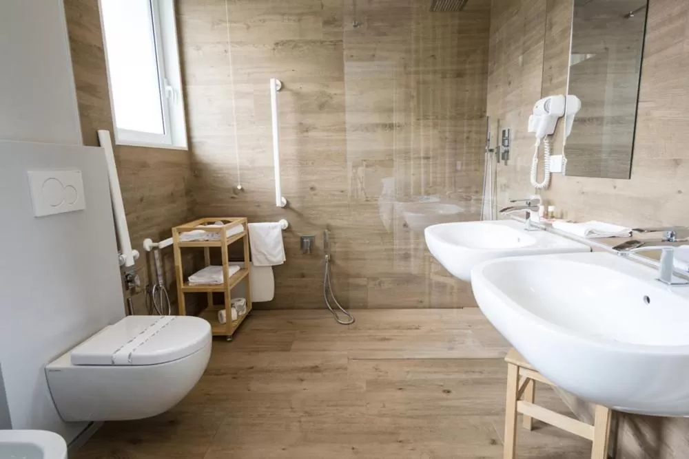 Deluxe Double Room in M14 Hotel & Spa