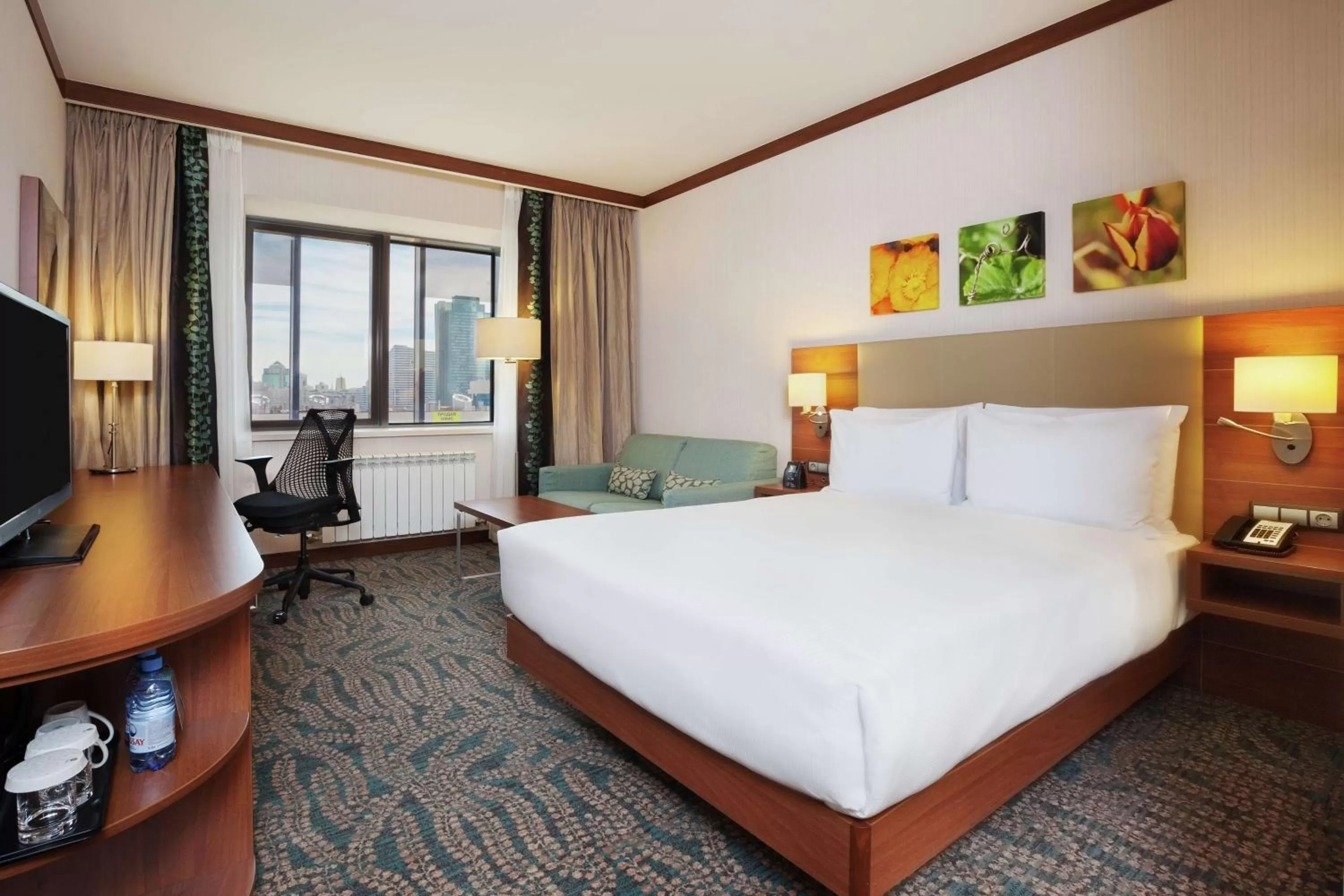 Queen Room in Hilton Garden Inn Astana