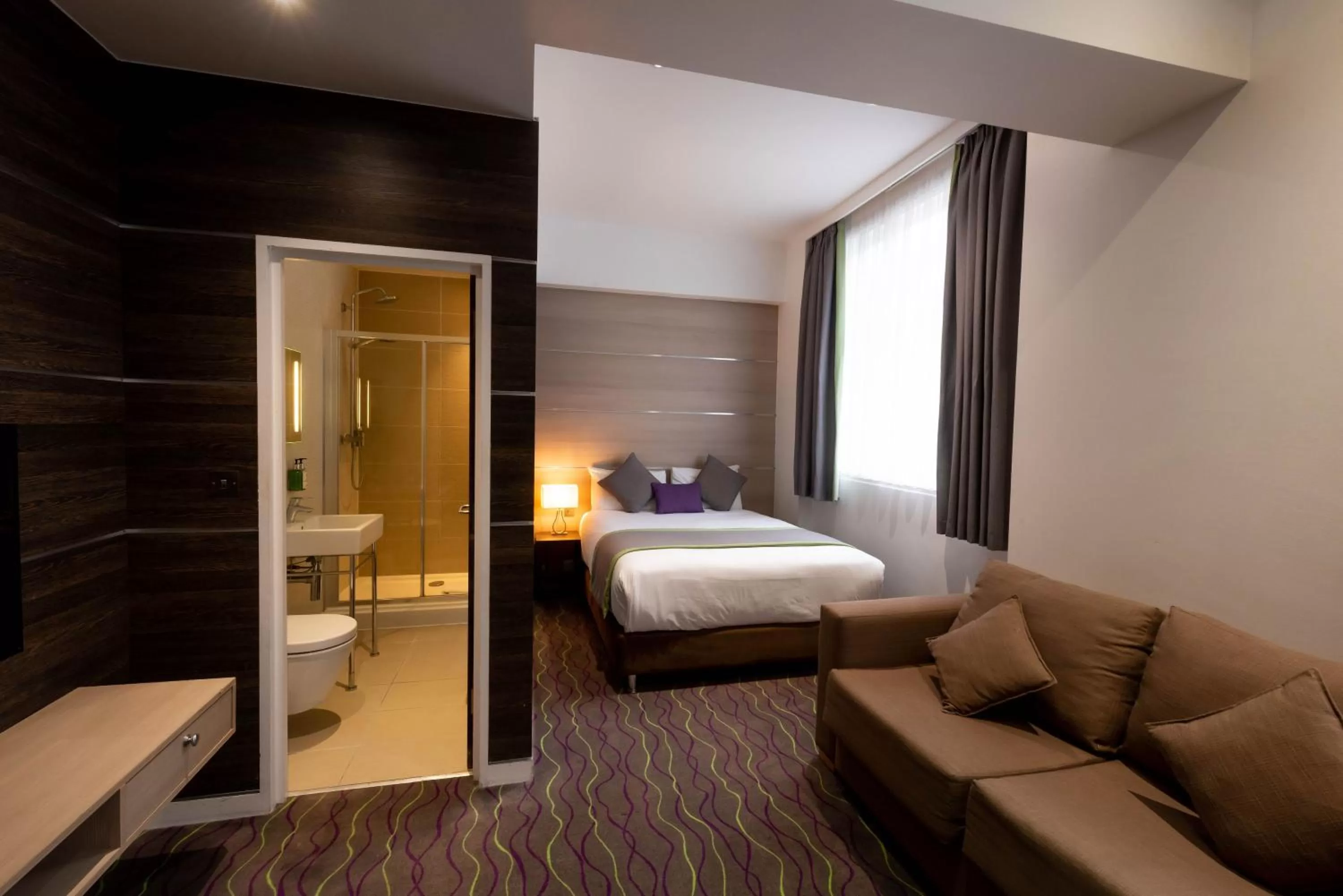 Executive Suite in The Wesley Euston