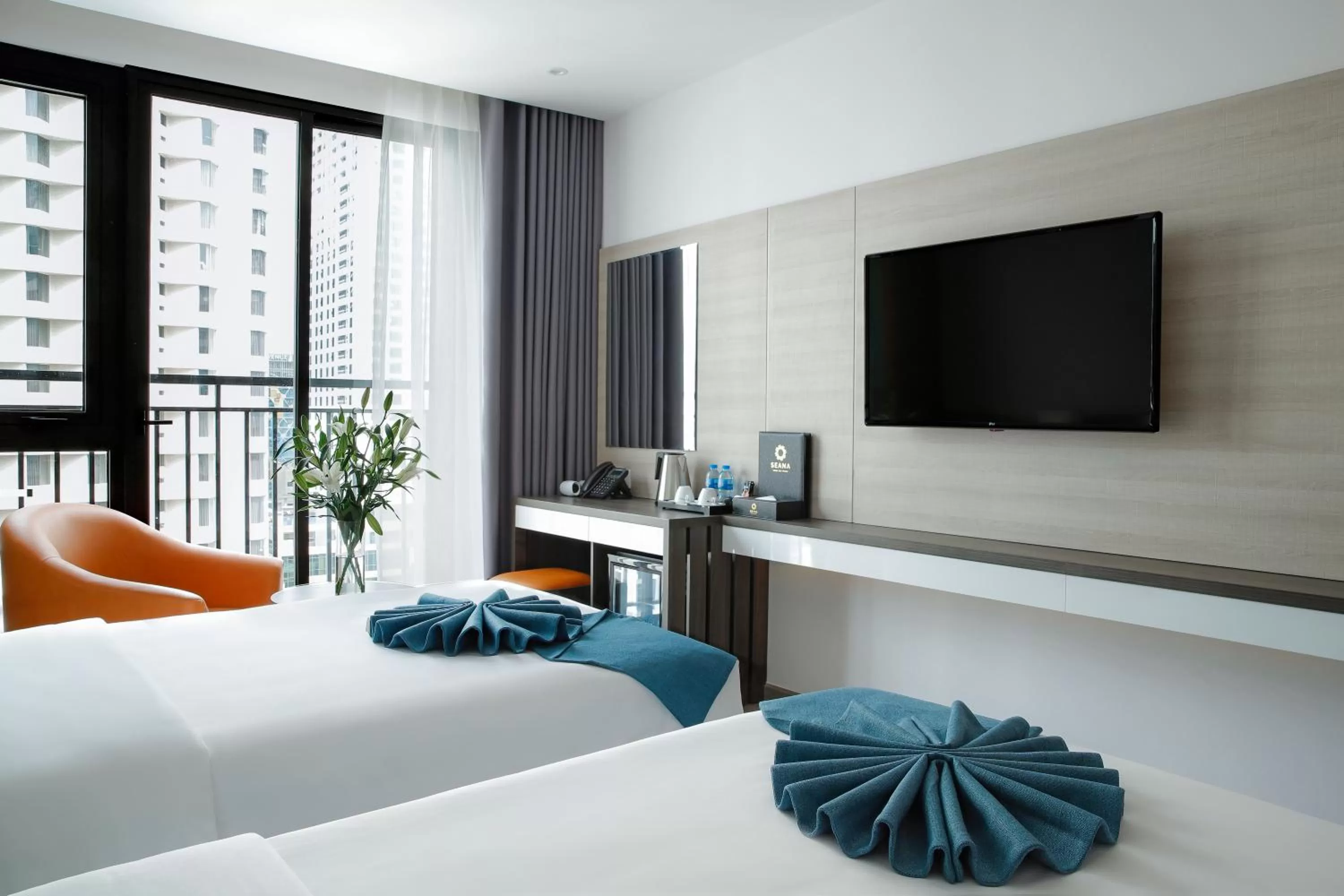 Deluxe Partial Ocean View with Balcony in Seana Hotel