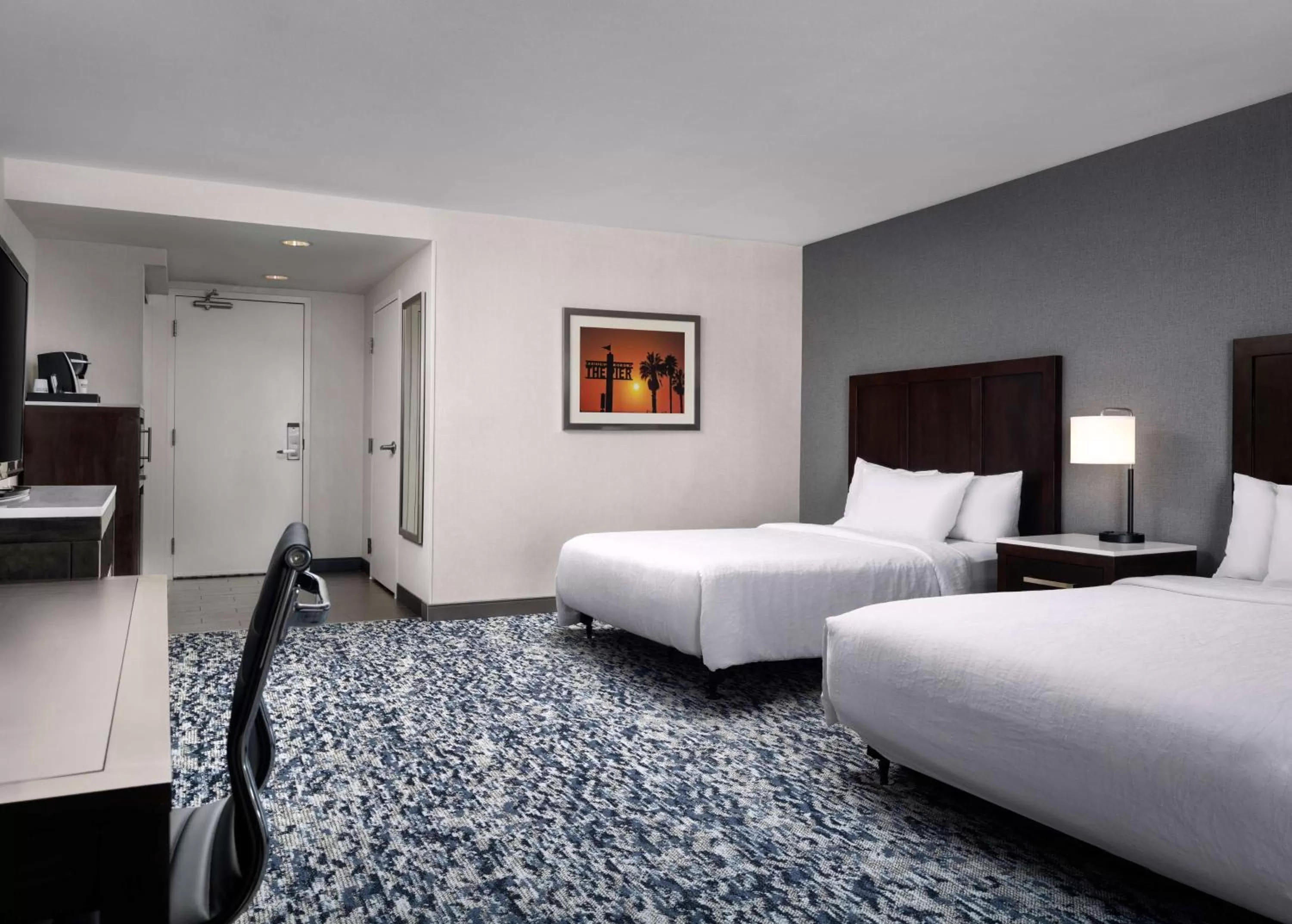 Queen Room with Two Queen Beds with Roll-In Shower - Disability Access in Hilton Garden Inn Los Angeles/Redondo Beach