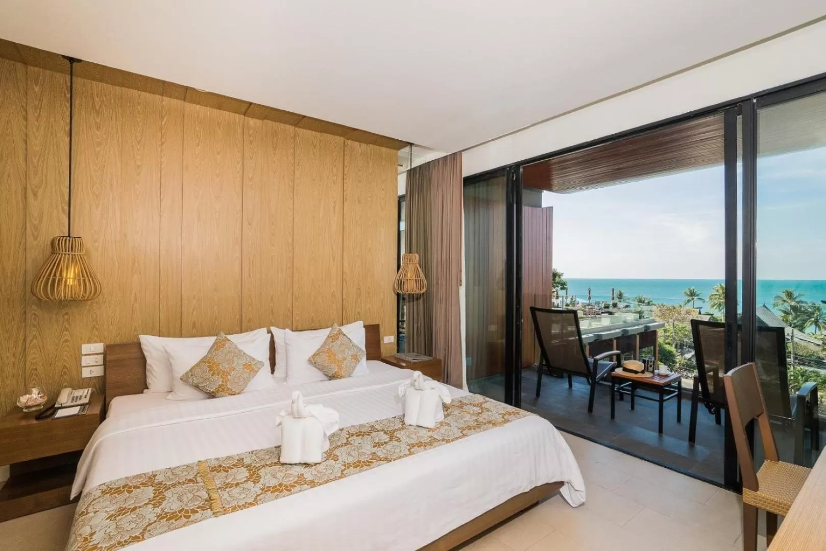 Ocean View Deluxe-Hillside in KC Grande Resort Koh Chang