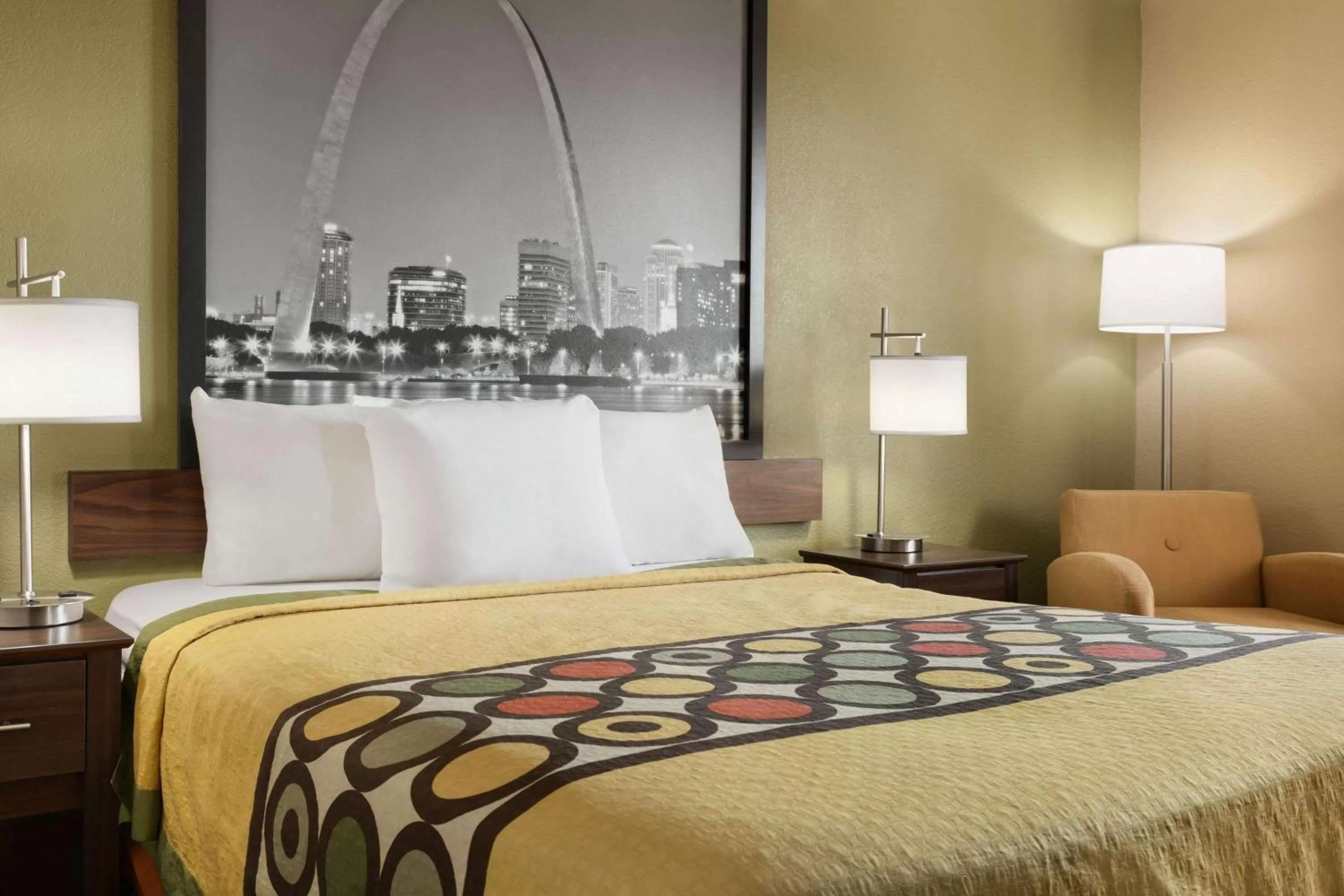 Queen Room - Non-Smoking in Super 8 by Wyndham Sikeston/Miner Area