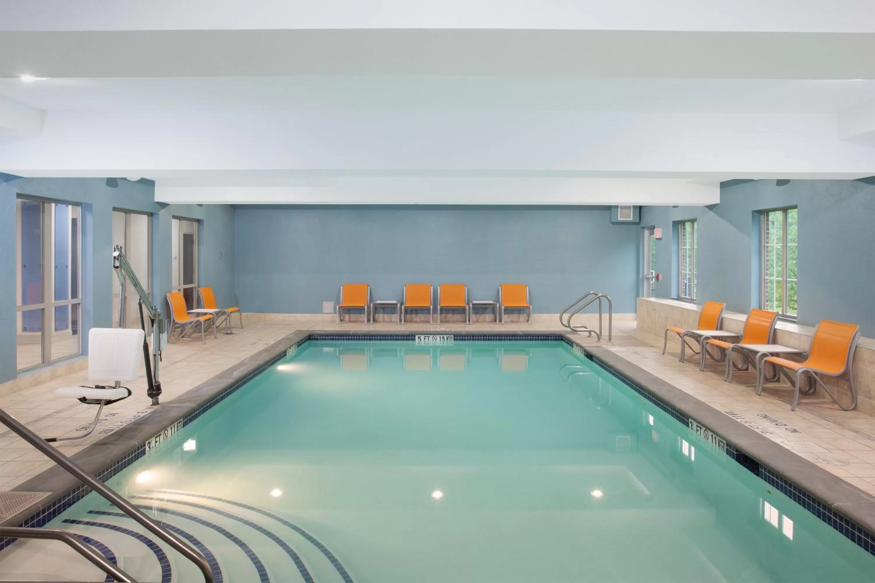 Swimming pool in Holiday Inn Express Haskell-Wayne Area by IHG
