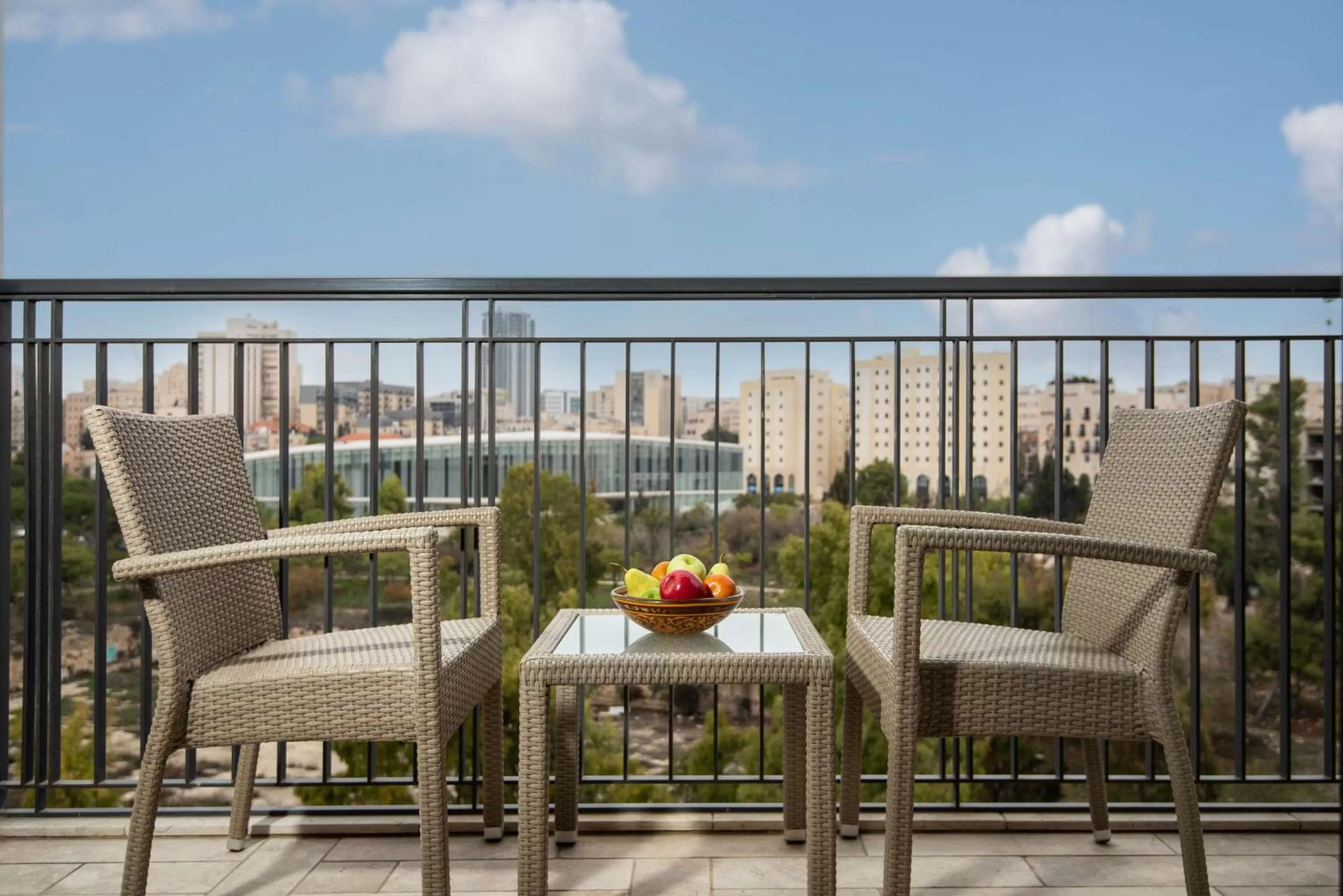 Premier Grand Deluxe with Balcony and High Floor - Two Twin Beds in Waldorf Astoria Jerusalem